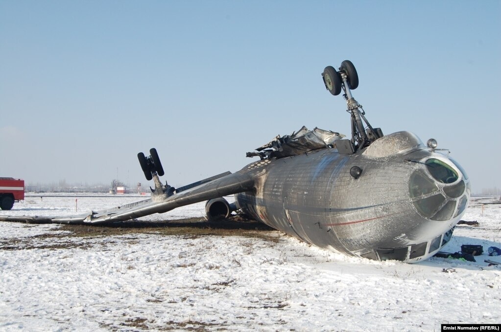 Предновогоднее чудо Авария Ту-134 в Кыргызстане - Моё, Самолет, Полет, Авиация, Аэропорт, Происшествие, Кыргызстан, Гражданская авиация, Пилот, Авария, Длиннопост, Негатив