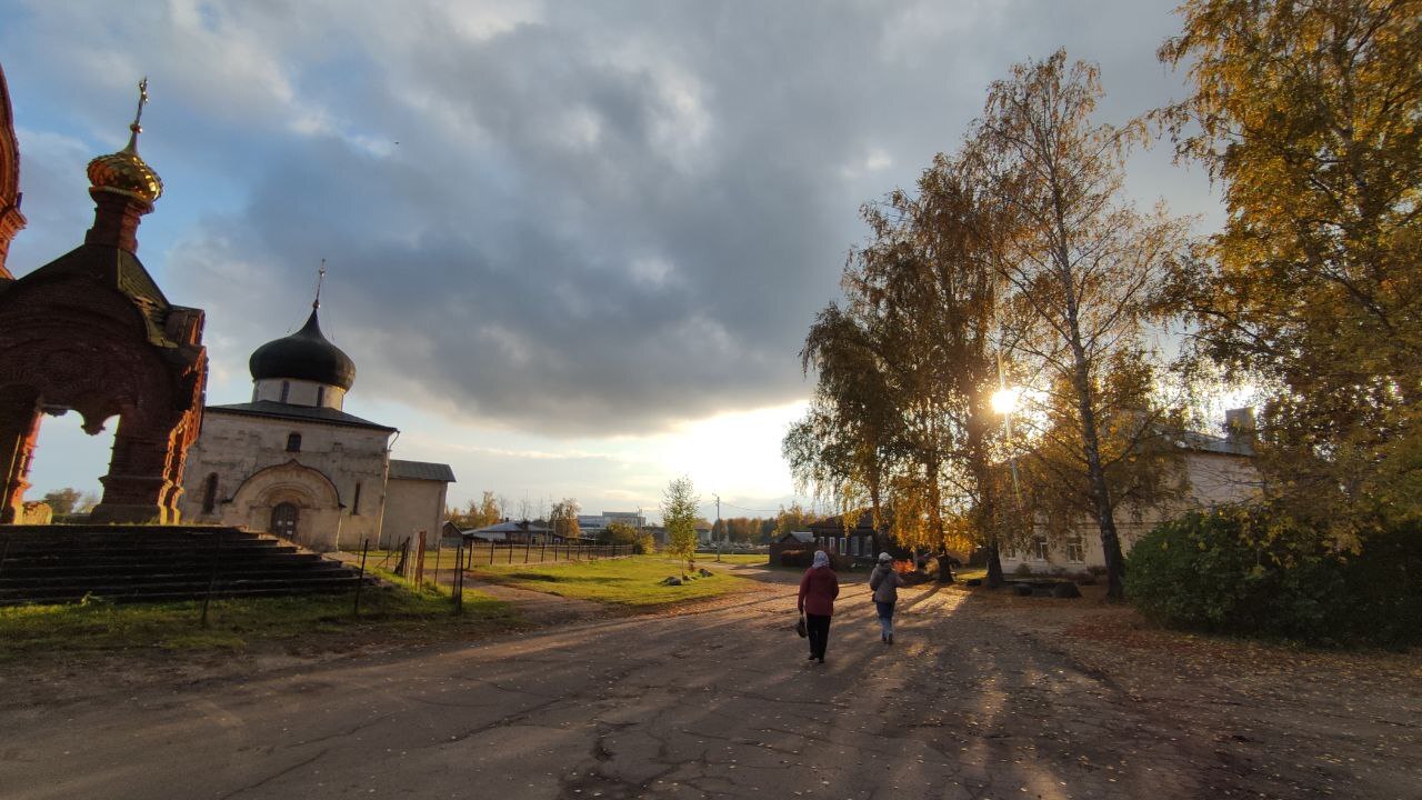 Красивый закат в Юрьеве-Польском - Моё, Путешествие по России, Достопримечательности, Архитектура, Юрьев-Польский, Туризм, Города России, Храм, Зодчество, Музей, Автопутешествие, Длиннопост, Фотография