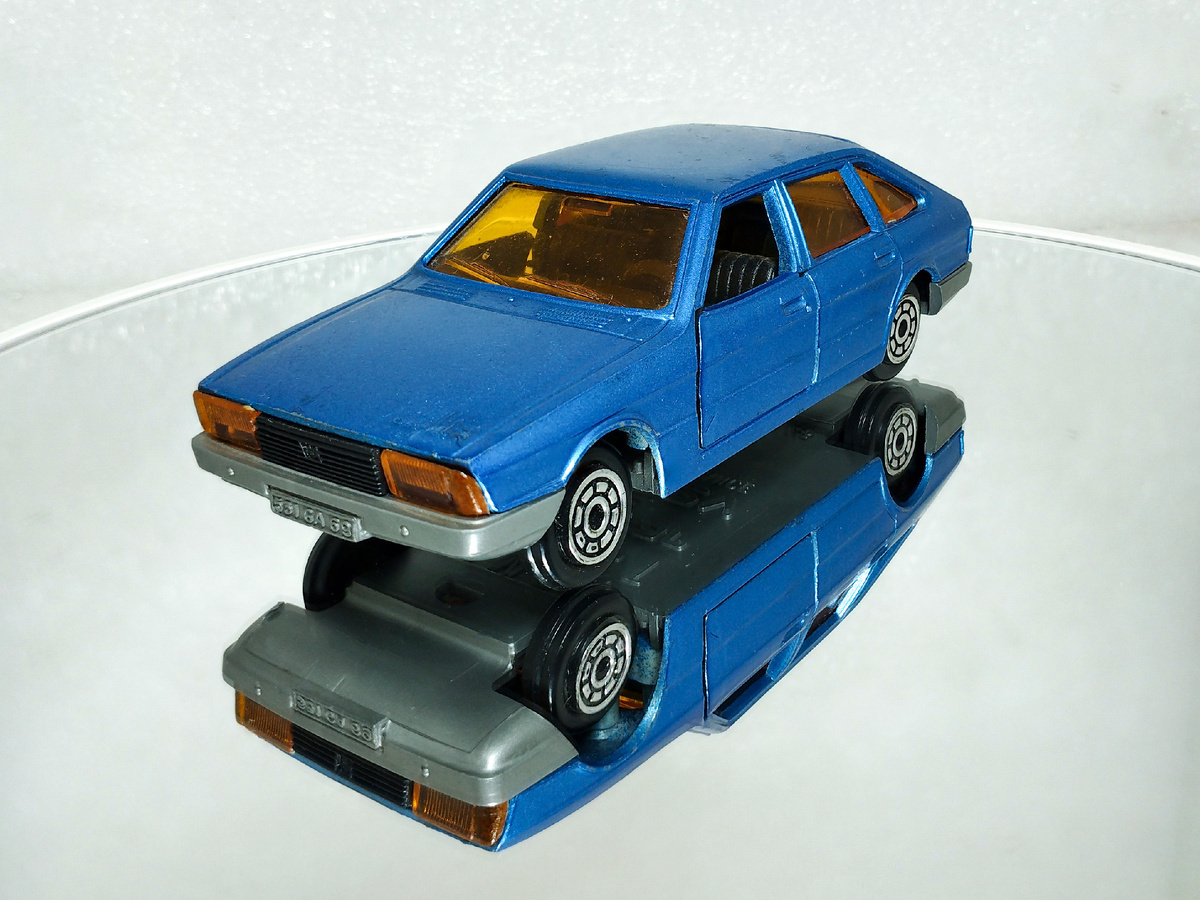 Модель автомобиля Simca 1308 GT из серии Jet-Car de Norev в масштабе 1:43 - Моё, Коллекционирование, Коллекция, Масштабная модель, Моделизм, Ретроавтомобиль, Simca, Сержик Моделист, 1:43, СССР, Франция, Обзор, Длиннопост