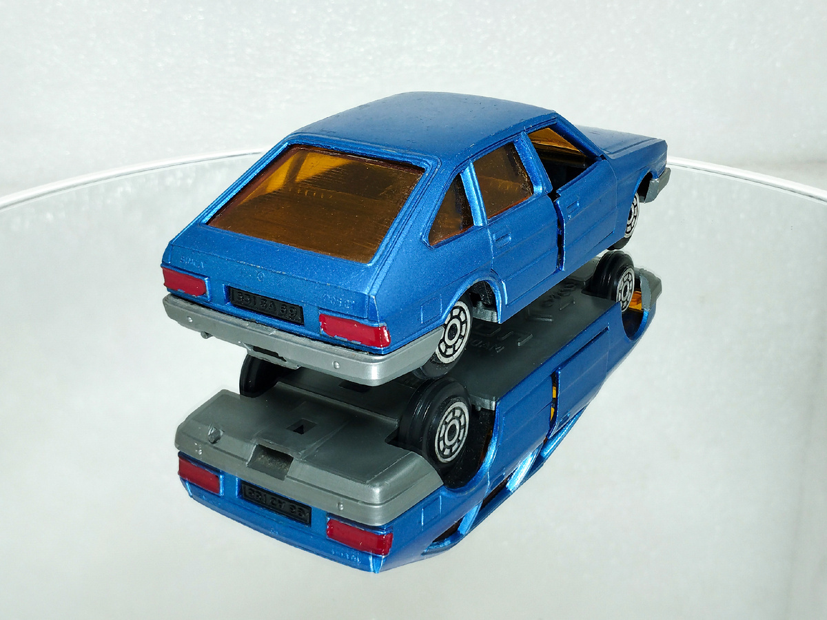 Модель автомобиля Simca 1308 GT из серии Jet-Car de Norev в масштабе 1:43 - Моё, Коллекционирование, Коллекция, Масштабная модель, Моделизм, Ретроавтомобиль, Simca, Сержик Моделист, 1:43, СССР, Франция, Обзор, Длиннопост