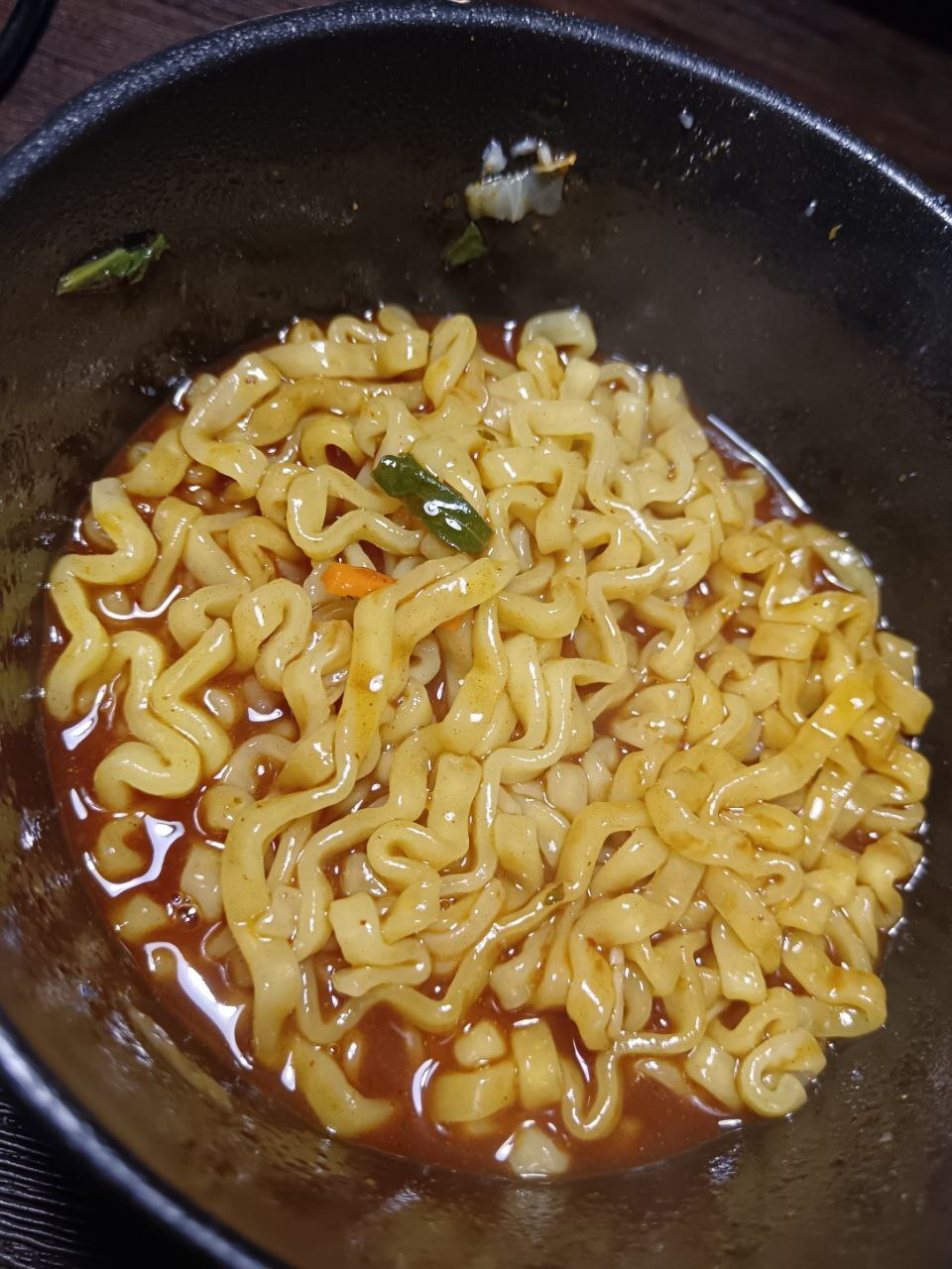 New Samyang buldak Tom Yum. A complete failure? - My, Doshirakology, Noodles, Beachpacket, Tom Yam, Shrimps, Seafood, Ginger, Lime, Acid, Kislyatin, Cream, Doshirak, Ramen, Pasta, Sauce, Spicy sauce, New items, Buldak, Food, Review, Longpost