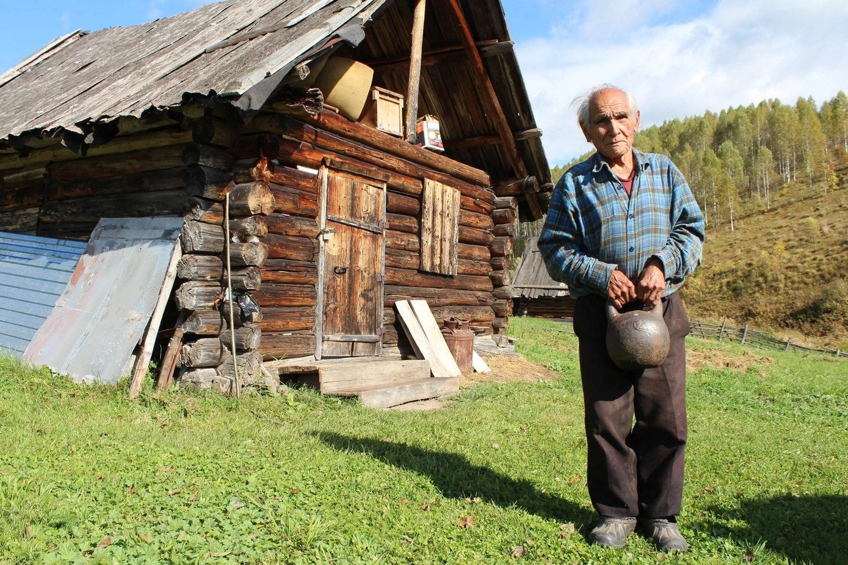 Kinzyagul Salimgareev - grandfather, living for about 50 years in complete solitude in the Urals - Loneliness, Village, Ural, The photo, Grandfather, Longpost, Repeat