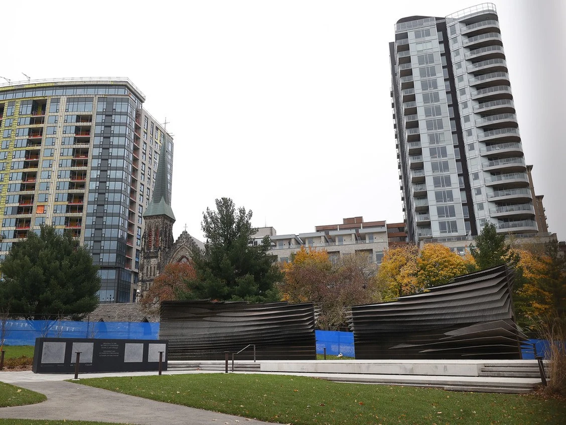 2/3 of the names in the Memorial to the Victims of Communism turned out to be fascists - My, Politics, Canada, Nazism, Communism, Anti-fascism, Telegram (link), Longpost