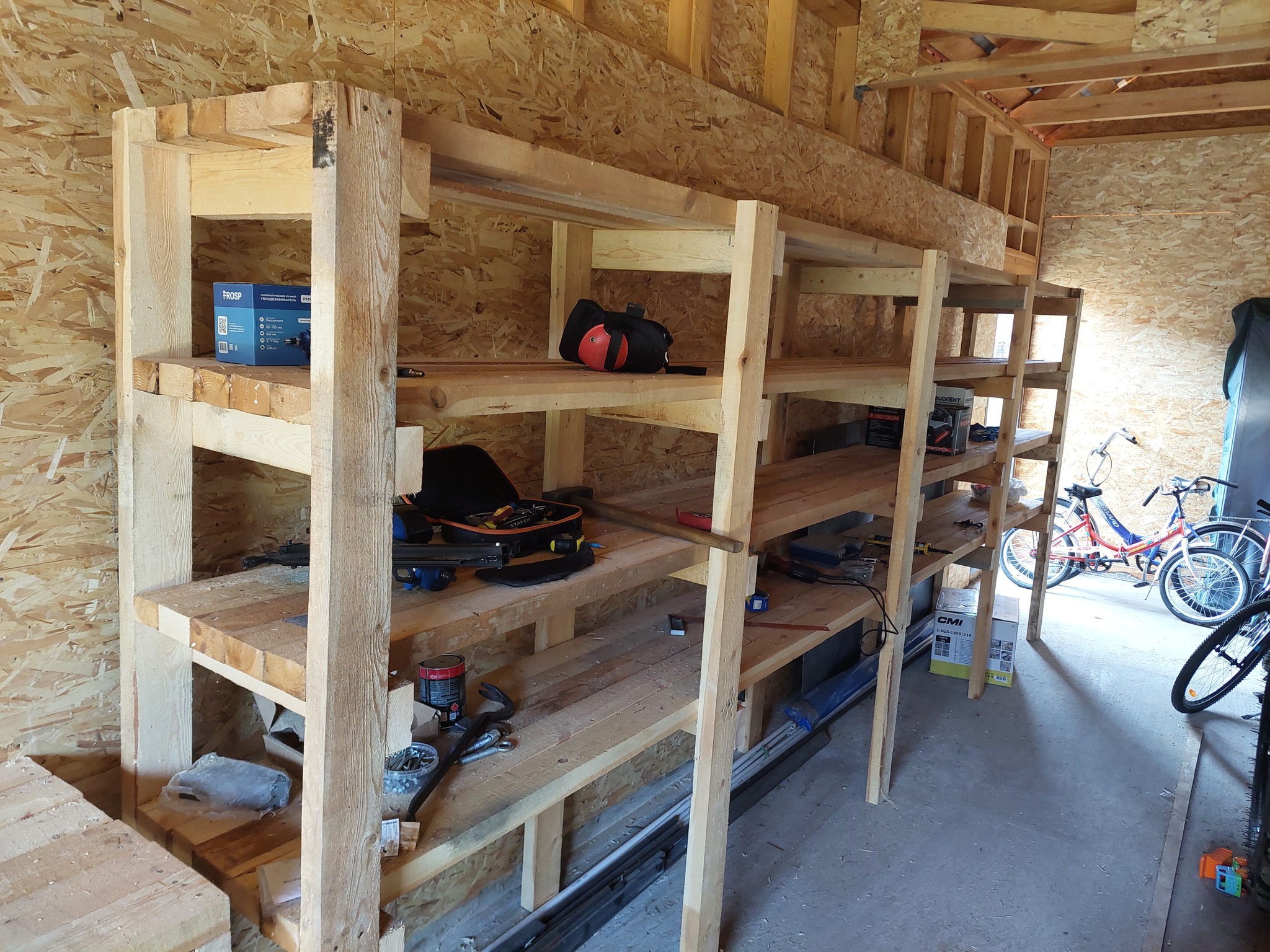 Continuation of the post Barn with a woodshed 14x5 - My, Project, Frame house, Amateur, Building, Barn, Reply to post, Longpost, Workbench, Woodworking, Carpenter, Furniture, A wave of posts