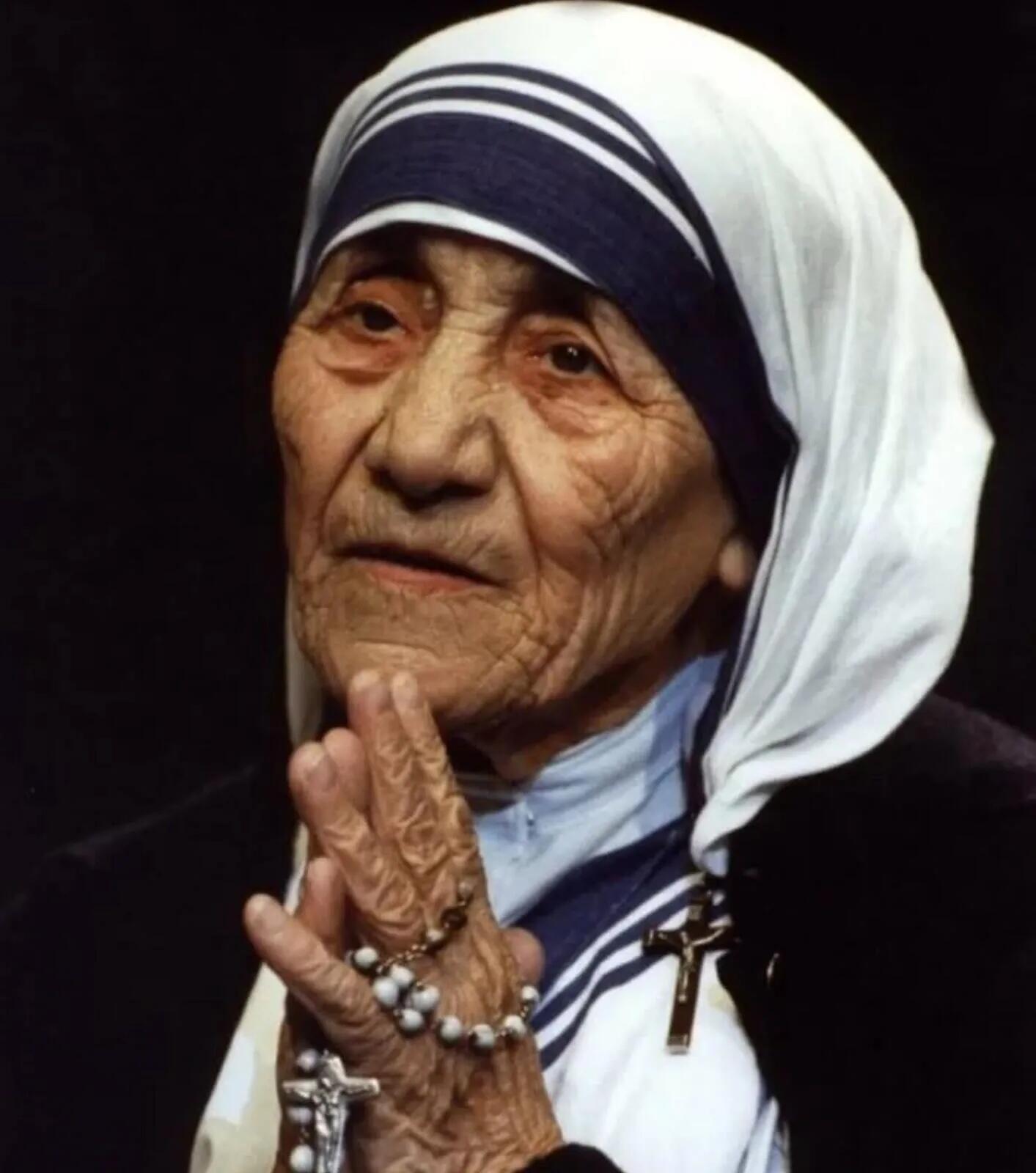 Mother Teresa - Vatican Assassin - Mother Teresa, Murder, Text, Longpost, Repeat