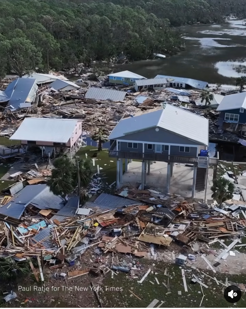 How the US Prepares for Hurricanes or Milton is Heading for Florida Right Now - My, Hurricane, Element, USA, Weather, Natural disasters, Florida, Flood, Longpost, Screenshot, The photo