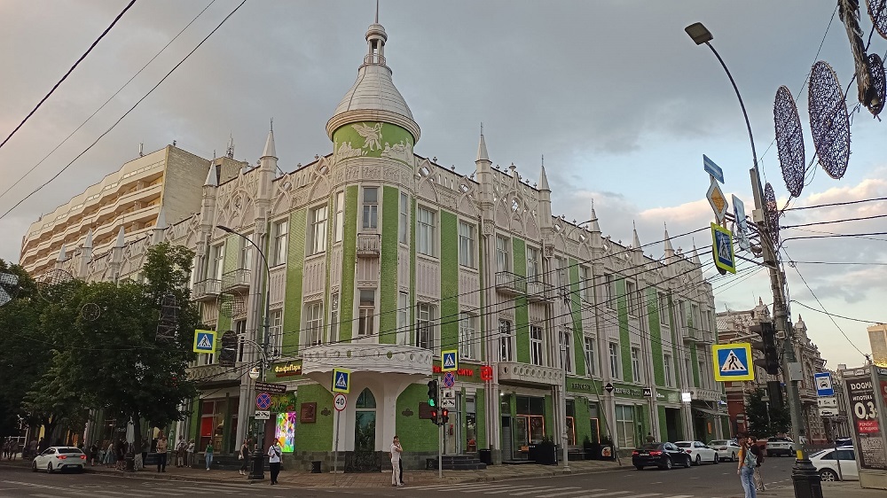 KRASNODAR: WHICH BUILDING IN THE CITY IS THE MOST BEAUTIFUL? - Tourism, Travels, History, Road trip, Krasnodar, Краснодарский Край, sights, Cities of Russia, Туристы, VKontakte (link), Longpost