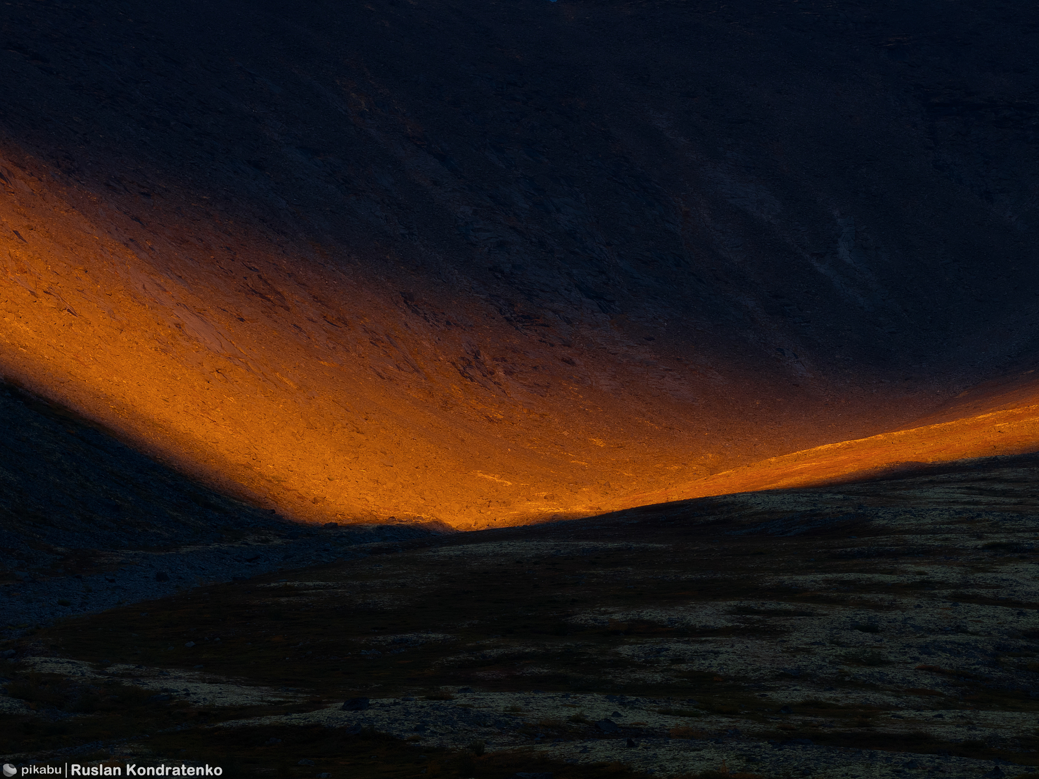 A Ray of Light on the Khibiny Mountains - My, The photo, Canon, Khibiny, The mountains, Kola Peninsula, Russian North, Tourism, Hike, Travels, Travel across Russia, Sunset