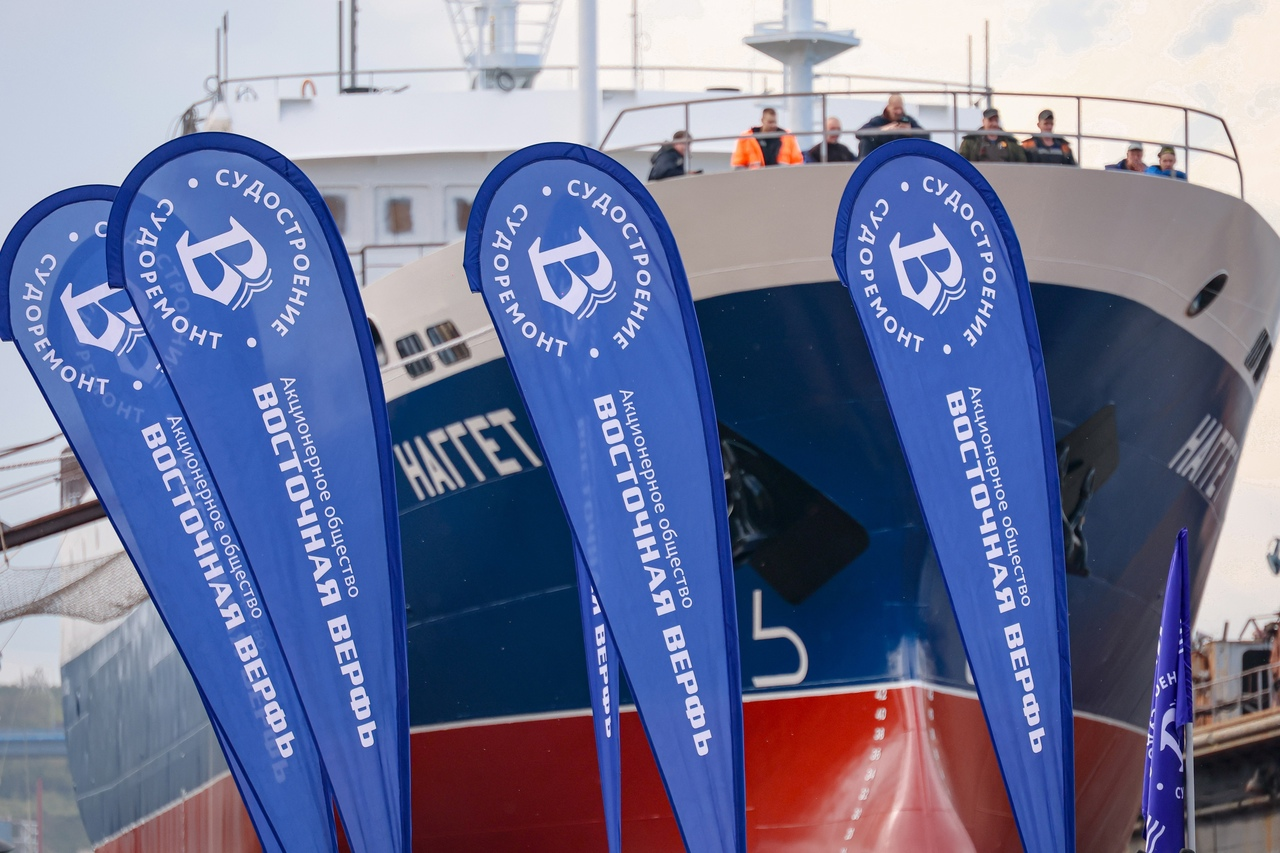 The first longline vessel (fishing vessel) under construction in the region was launched in Vladivostok - news, Russia, Shipbuilding, Дальний Восток, Vladivostok, launching, VKontakte (link), Longpost, Fishing