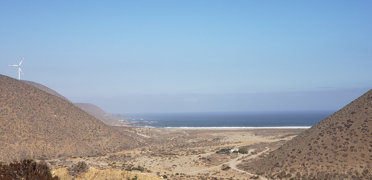 I drove through the most beautiful places of Atacama... - My, Bike trip, Solo travel, A bike, Travels, The mountains, Ocean, Pacific Ocean, South America, Andes, The rocks, Road, Cyclist, Longpost