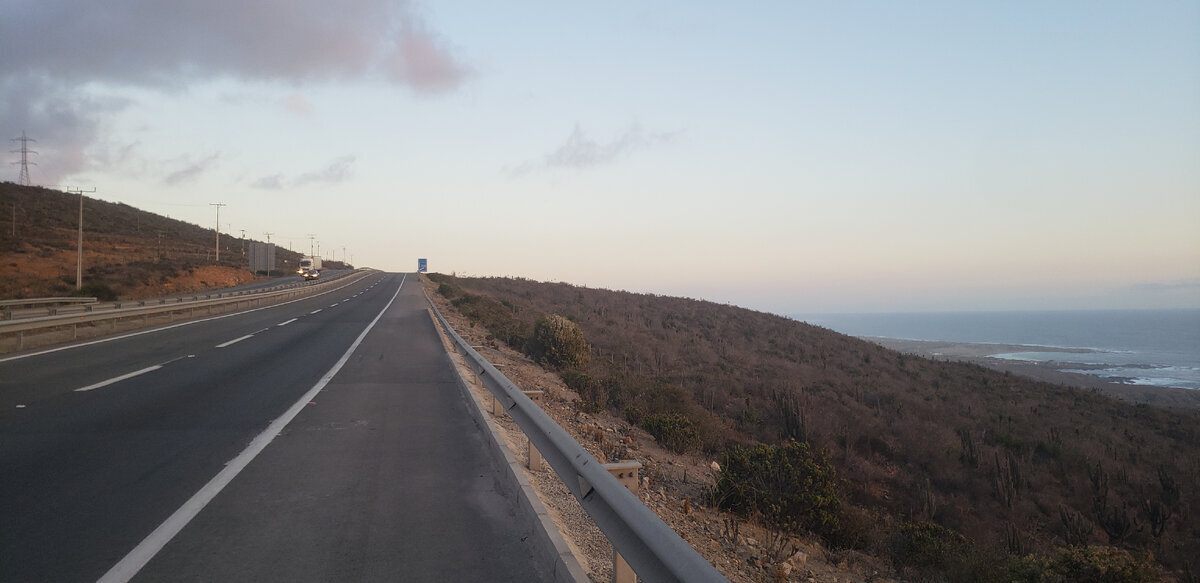 I drove through the most beautiful places of Atacama... - My, Bike trip, Solo travel, A bike, Travels, The mountains, Ocean, Pacific Ocean, South America, Andes, The rocks, Road, Cyclist, Longpost