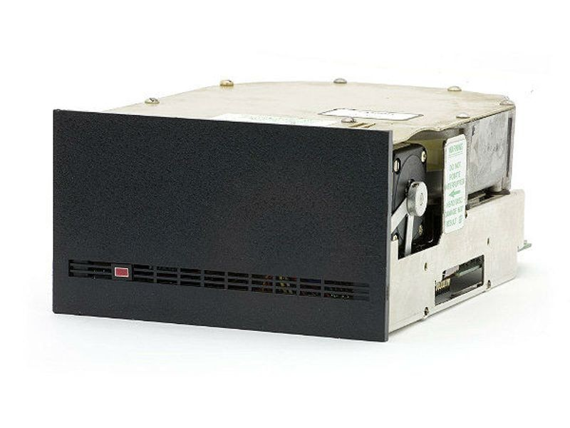 1980: Seagate's 5.25-inch hard drive becomes the standard for PCs - Technologies, IT, Rarity, Computer, Old pc, HDD, Computer hardware, Data Retention, History, Engineer, Inventions, Longpost