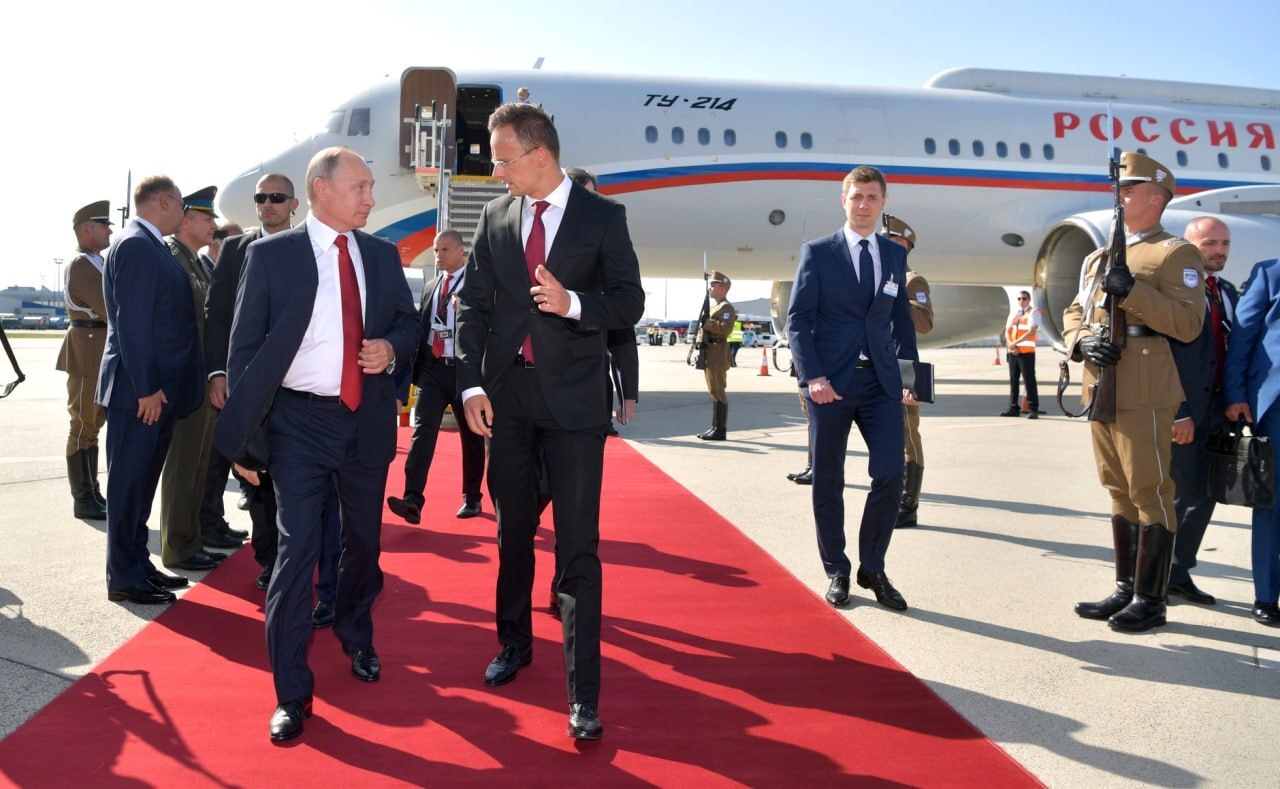 This is Putin's victory: Germany is outraged by the behavior of the Hungarian Foreign Minister in St. Petersburg - My, Vladimir Putin, Politics, European Union, Gas, Gazprom, Hungary