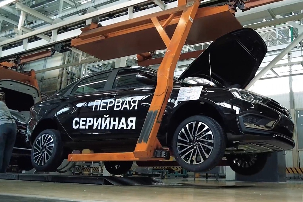 The Lada Aura assembly process was filmed on video - AvtoVAZ, Auto, Lada Aura, Lada, Video VK, Video