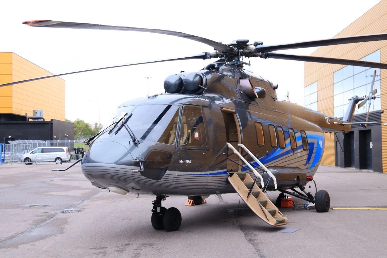 Rostec presented the latest Mi-171A3 in AURUS configuration - Inventions, Russian production, Industry, Production, Video, Vertical video, Telegram (link), Longpost