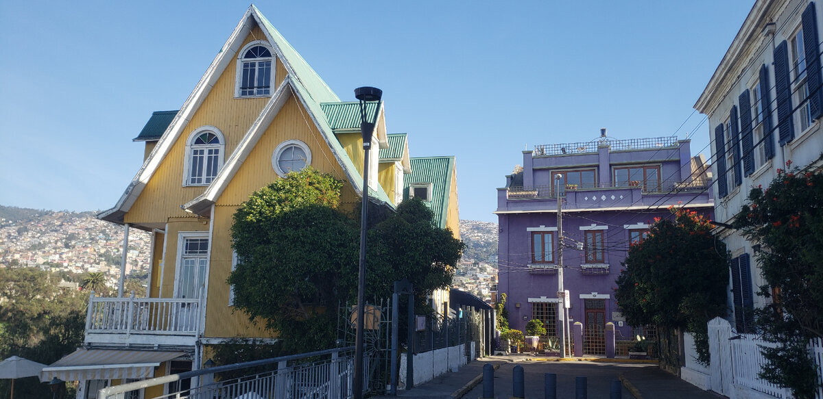 Walking around the city of Valparaiso. Some photos - My, Travels, Solo travel, Bike trip, A bike, South America, Chile, Valparaiso, Pacific Ocean, Cyclist, Bike ride, Andes, Port, City walk, Longpost