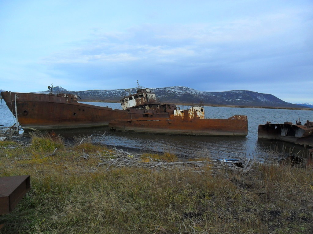 Remains of the Soviet era. Pakhachka – a spawning river - Kamchatka, Negative, River, Vessel, Ecology, Longpost