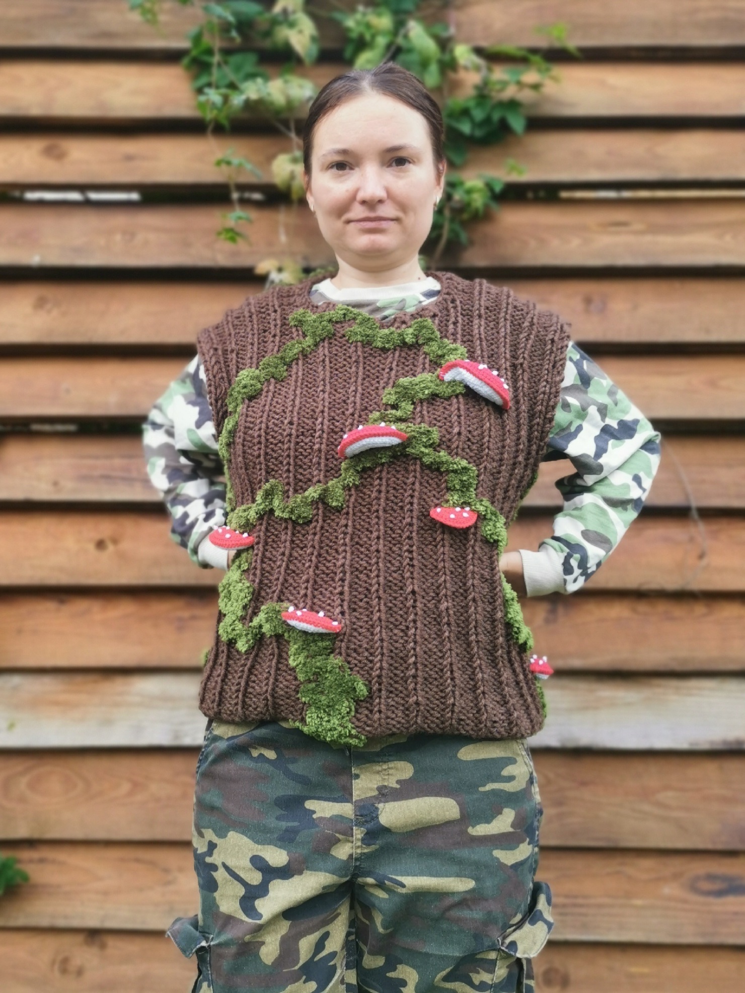 Mushroom stump vest - My, Crochet, Needlework without process, Amigurumi, Vest, Knitting, Knitting, Mushrooms, Cloth, Fly agaric, Stump, Longpost