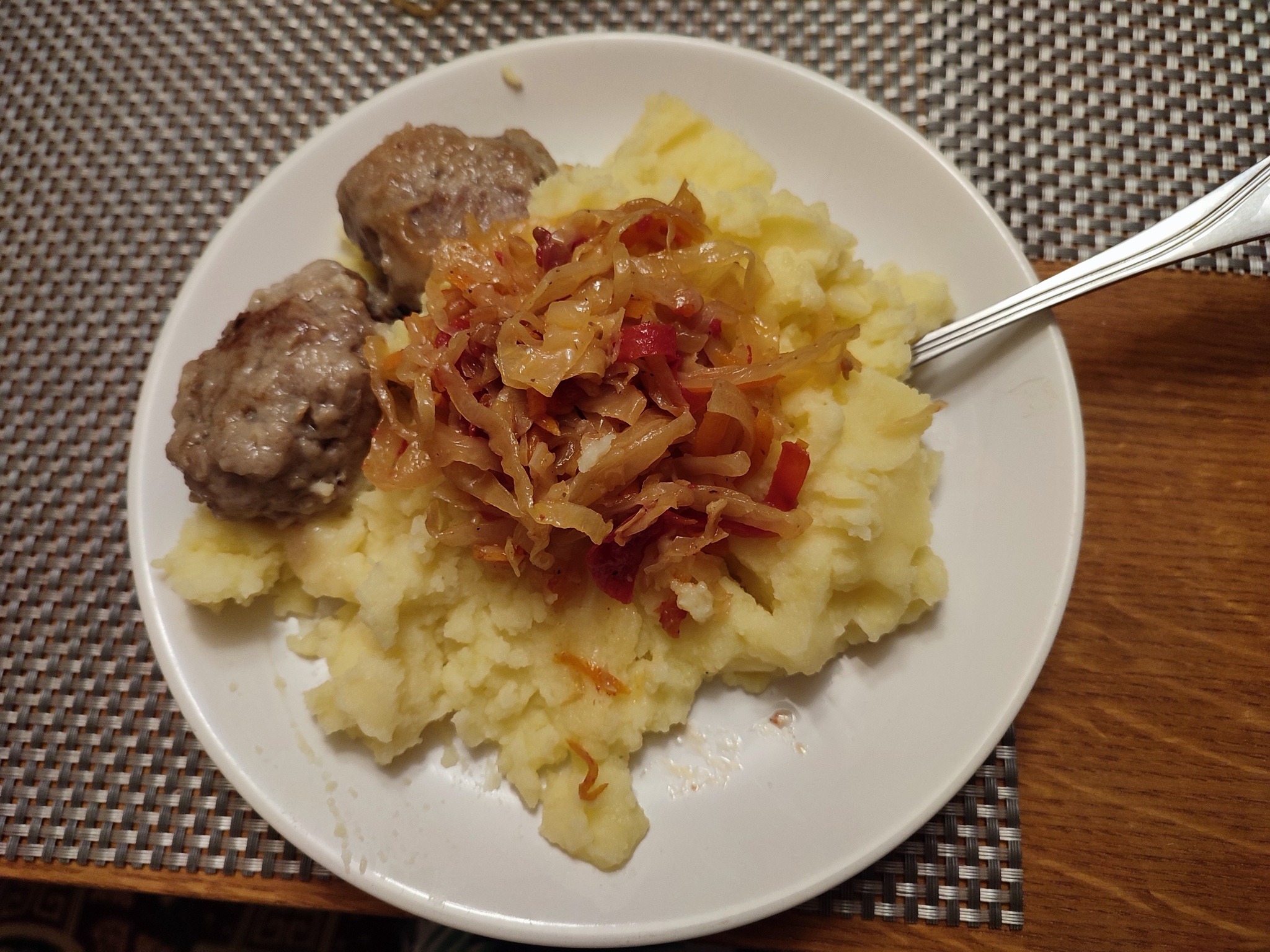 Peace at the doorstep - My, Blog, Travels, Pasta cutlets mashed potatoes, Longpost