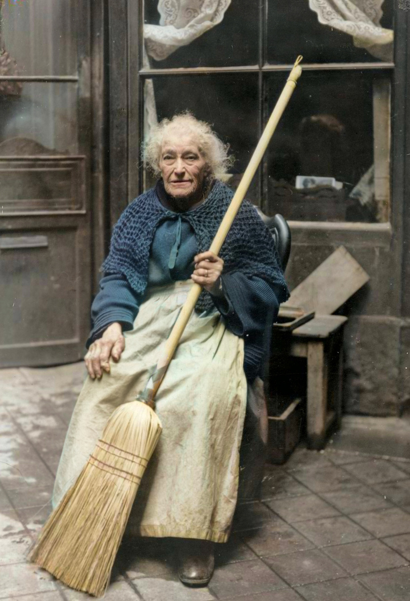 Fragments of History: Interesting and Rare Retro Photos of Europe. 20 Colorized Photos of the 20th Century. Part IX - My, Historical photo, The photo, 20th century, Europe, France, Germany, Italy, Belgium, Netherlands (Holland), England, Norway, Switzerland, Longpost