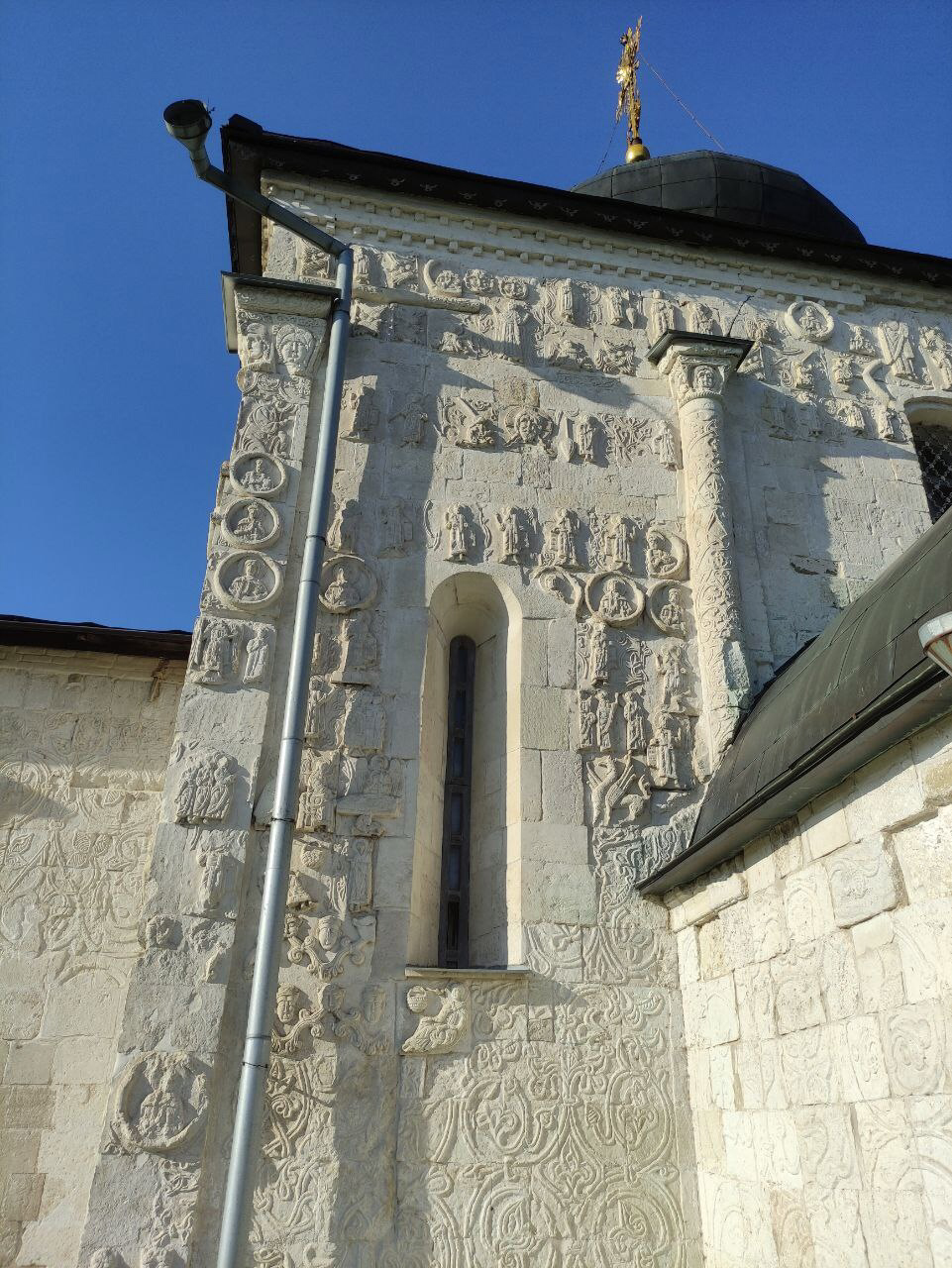 St. George's Cathedral in Yuryev-Polsky. Opinion - My, Yuriev-Polsky, Stone carving, Old Russian style, Middle Ages, Temple, Architecture, Opinion, sights, Travel across Russia, Monument, Gold ring of Russia, Longpost, Local history, Museum, Tourism