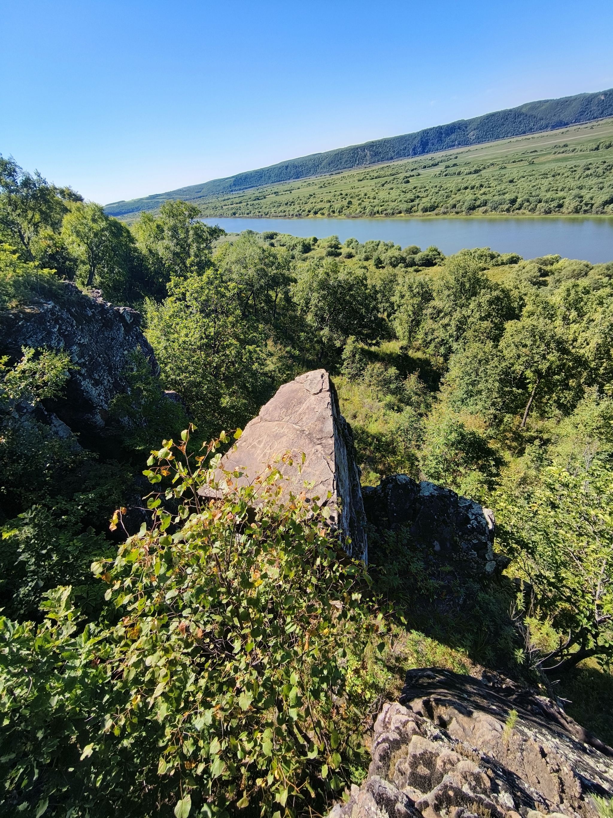 Mikhailovskie Pillars. One of the wonders of the Amur region. Dinosaurs walked here? - My, Travels, Adventures, Summer, Nature, The rocks, Blagoveshchensk, Amur region, Tourism, Autumn, Hike, Paleontology, Ancient artifacts, Longpost