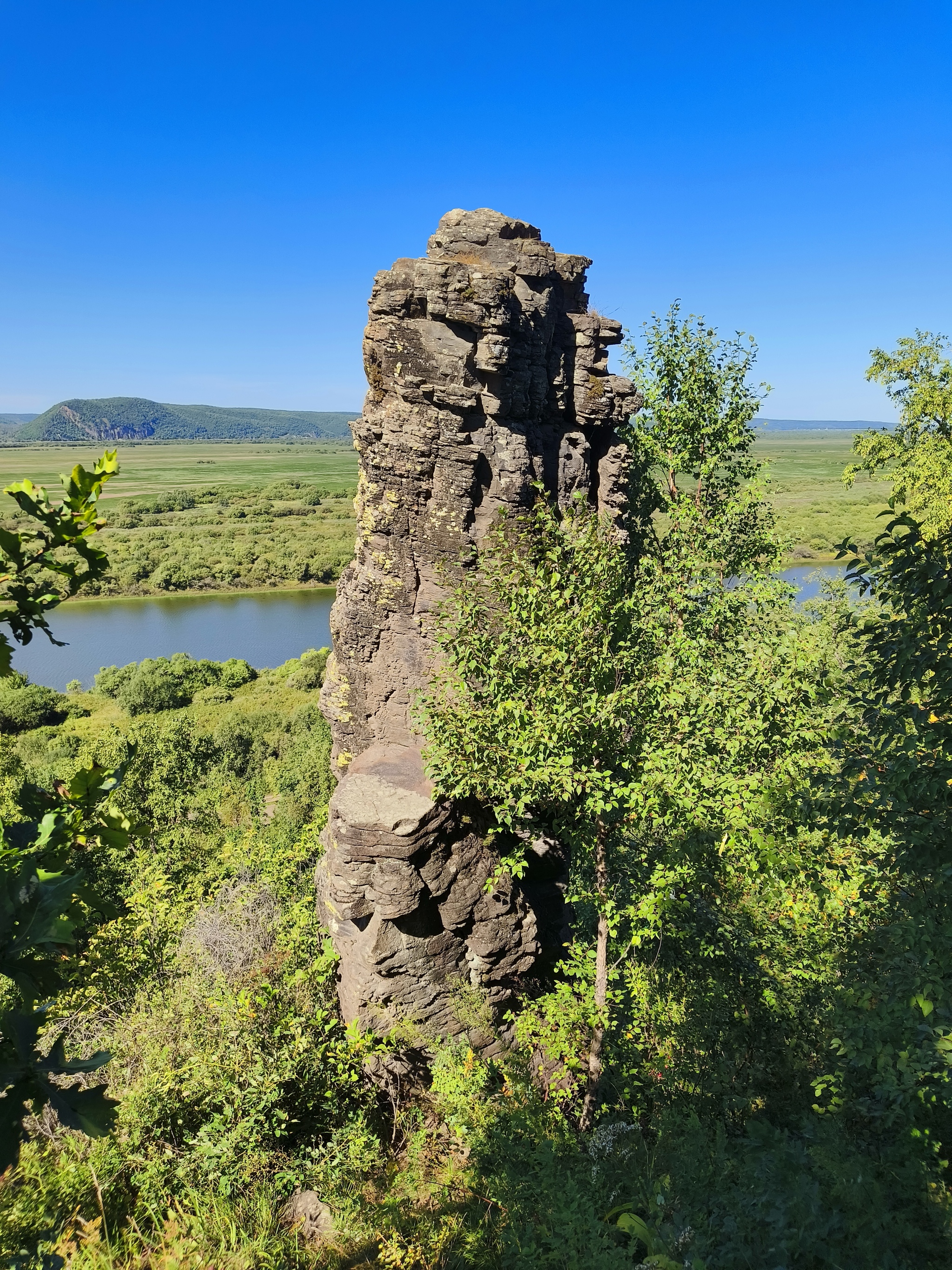 Mikhailovskie Pillars. One of the wonders of the Amur region. Dinosaurs walked here? - My, Travels, Adventures, Summer, Nature, The rocks, Blagoveshchensk, Amur region, Tourism, Autumn, Hike, Paleontology, Ancient artifacts, Longpost