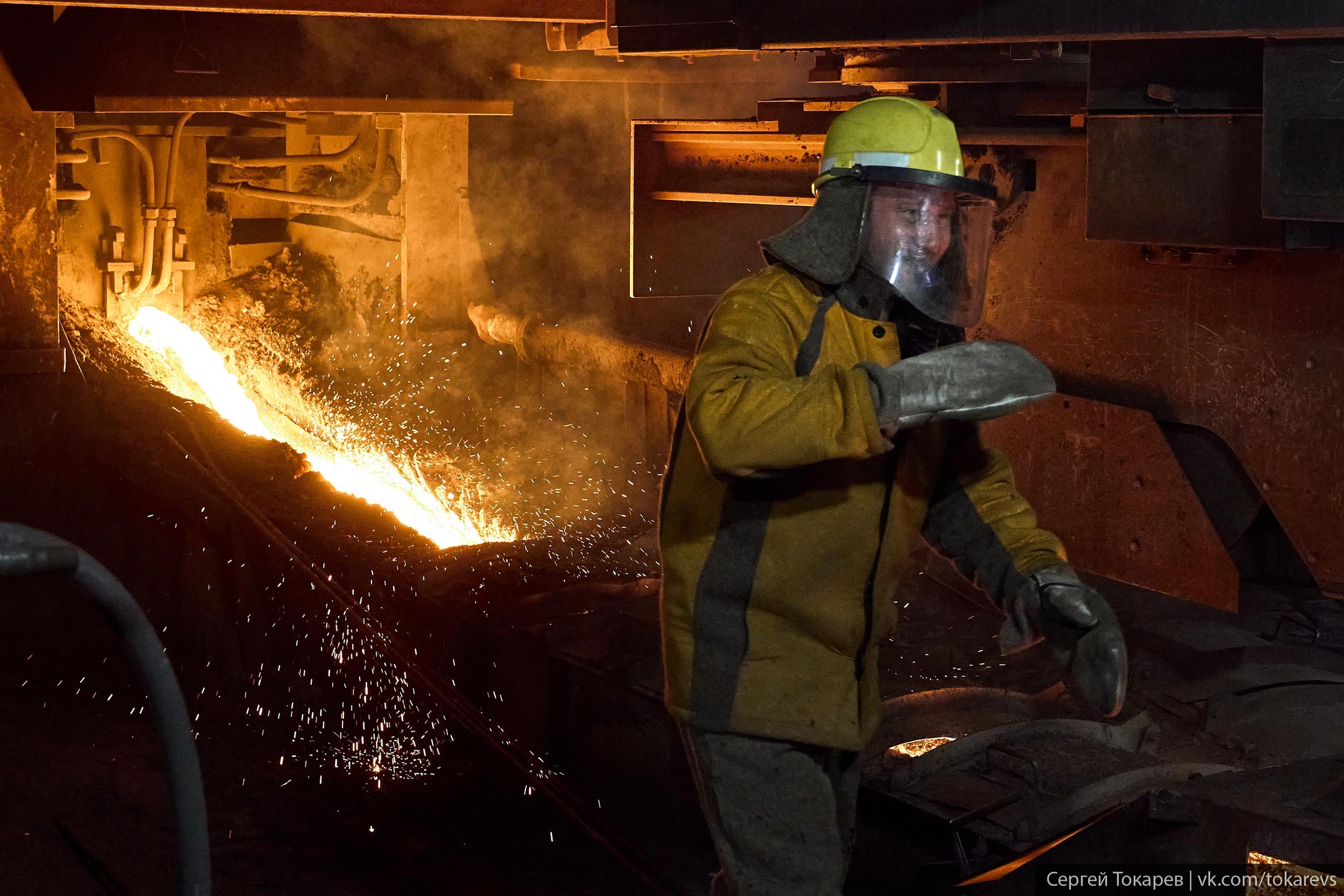 How metal is obtained from ore - Nadezhda Metallurgical Plant named after B.I. Kolesnikov in Norilsk (NMZ) - My, Industry, Russian production, Siberia, Production, Norilsk Nickel, Norilsk, Krasnoyarsk region, Metallurgy, Metallurgical plants, Video, Youtube, Longpost