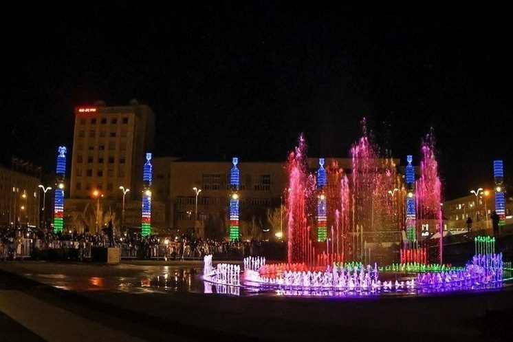 Discussion on renaming Lenin Square rages in Yakutia - Yakutia, Politics, Renaming, Yakutsk, Square, Dispute, Discussion, Name, Aisen Nikolaev, Longpost