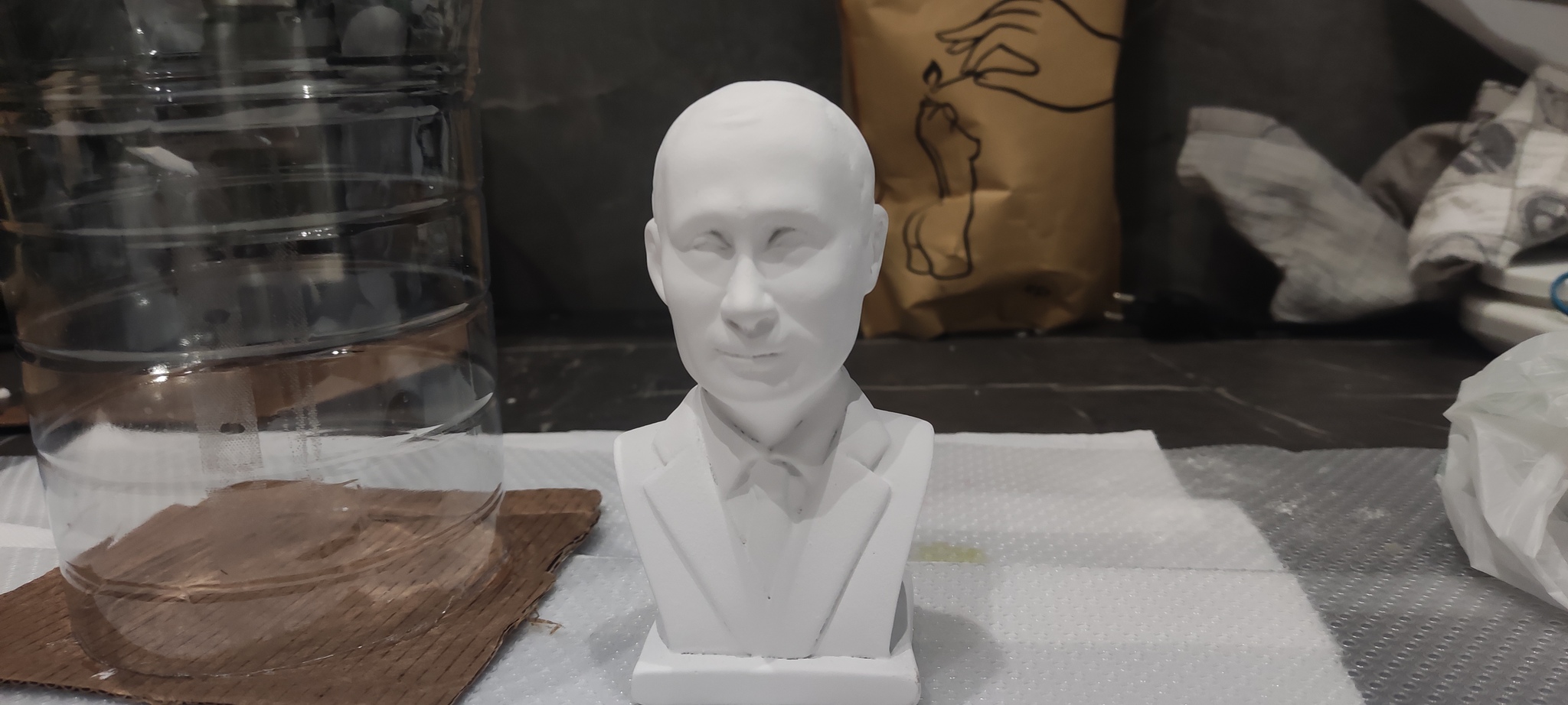 Putin and his double sometimes get burnt too) Making a silicone mold of V.V. Putin's bust - My, Survey, Needlework with process, Wax, Candle, Vladimir Putin, The photo, Video, Soundless, Vertical video, Longpost, Politics