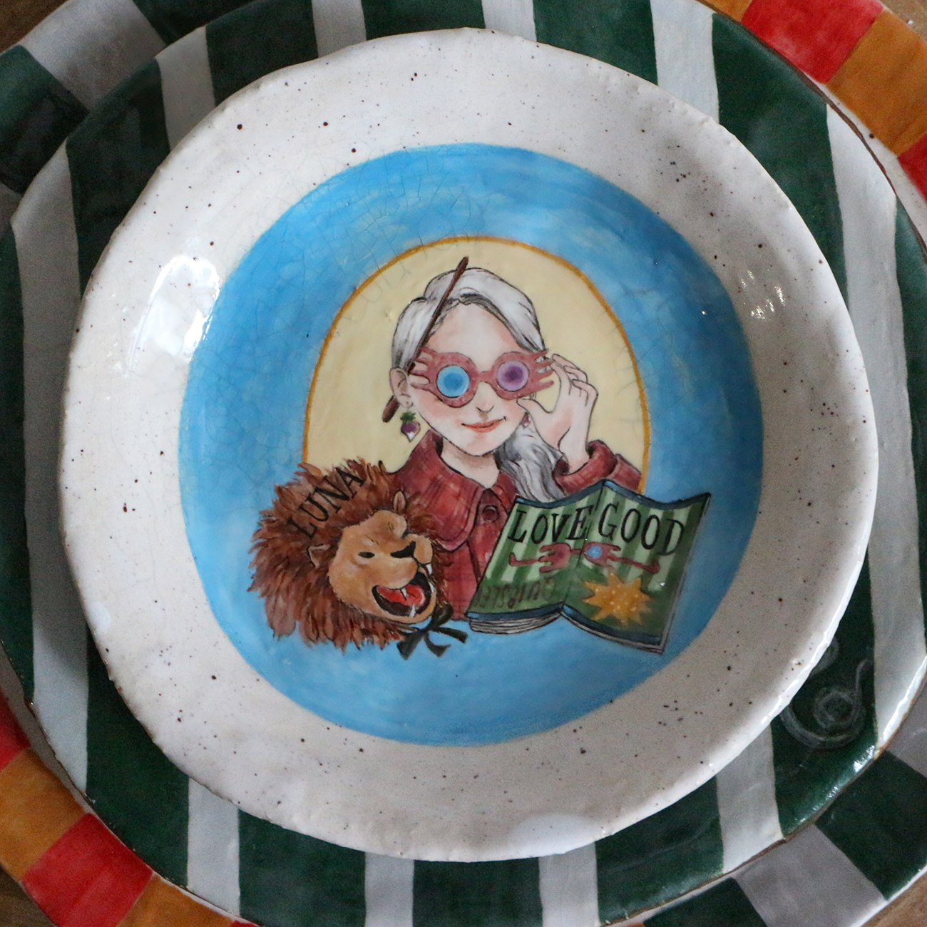 My Hogwarts dishes - My, Harry Potter, Decor, Needlework with process, Artist, Tableware, Potter addicts, Longpost, Hagrid, Luna Lovegood, Severus Snape, Video, Vertical video