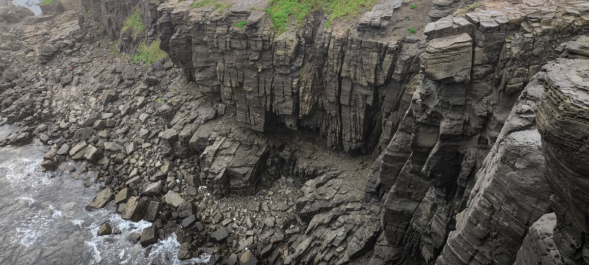 Cape Tobizina. Stone path. Majestic sea - My, Vladivostok, Sea, Ocean, Summer, Adventures, Travels, Hike, Vacation, The rocks, The mountains, Video, Longpost