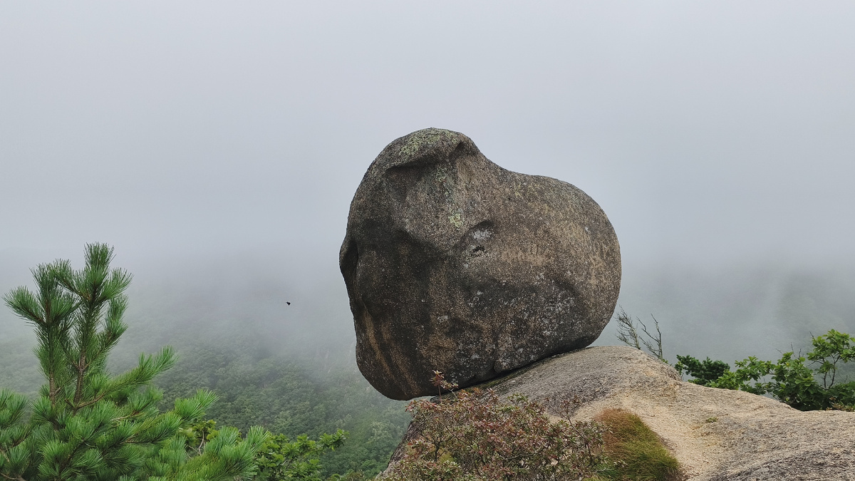 Valley of the Atlanteans. Rock Complex. The Atlanteans live there. - My, Vladivostok, Find, Adventures, Travels, Tourism, Mountaineering, Primorsky Krai, The mountains, Дальний Восток, Video, Longpost