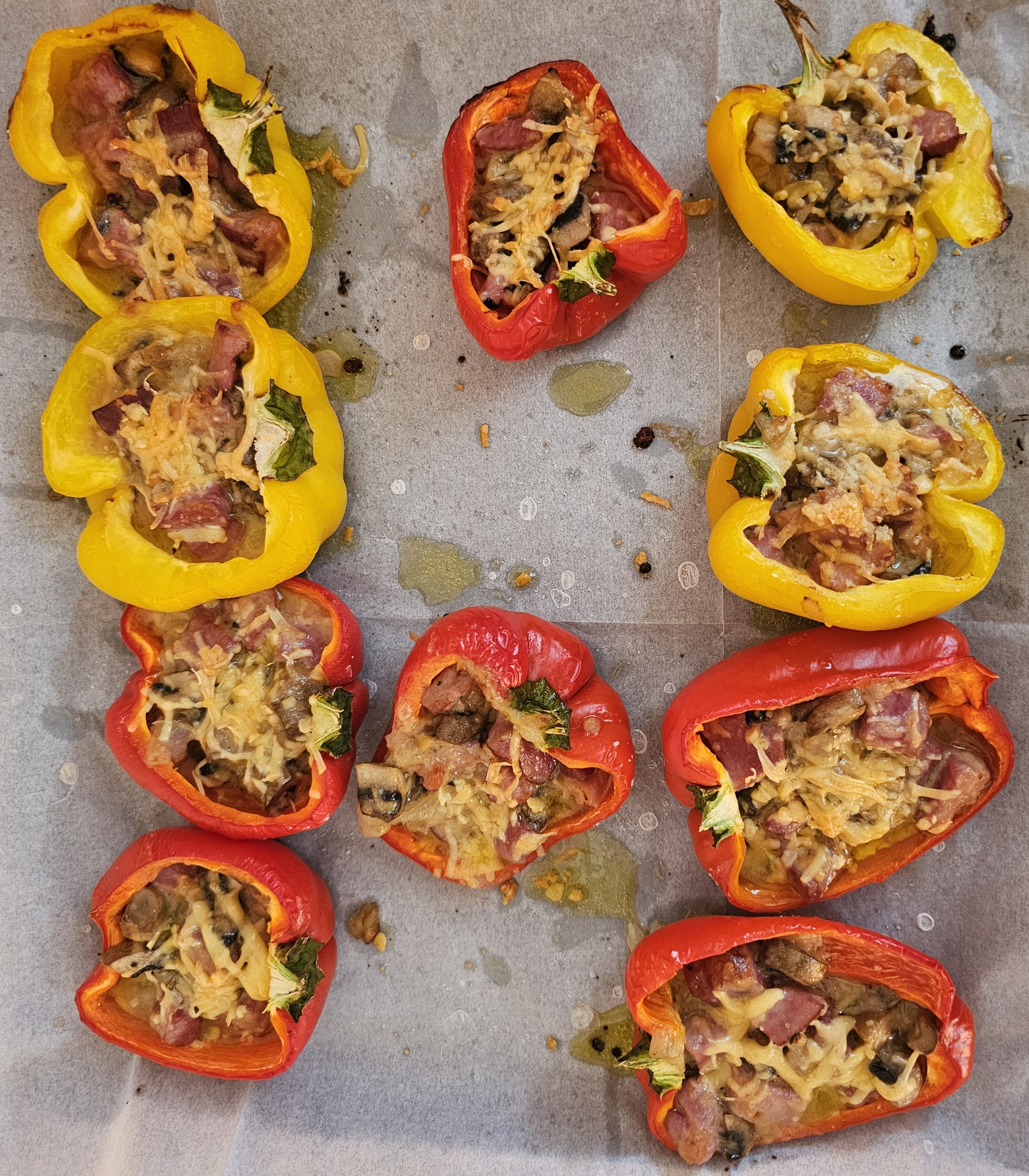 Baked peppers with ham and mushrooms - Kitchen, Pepper, YouTube (link), Longpost