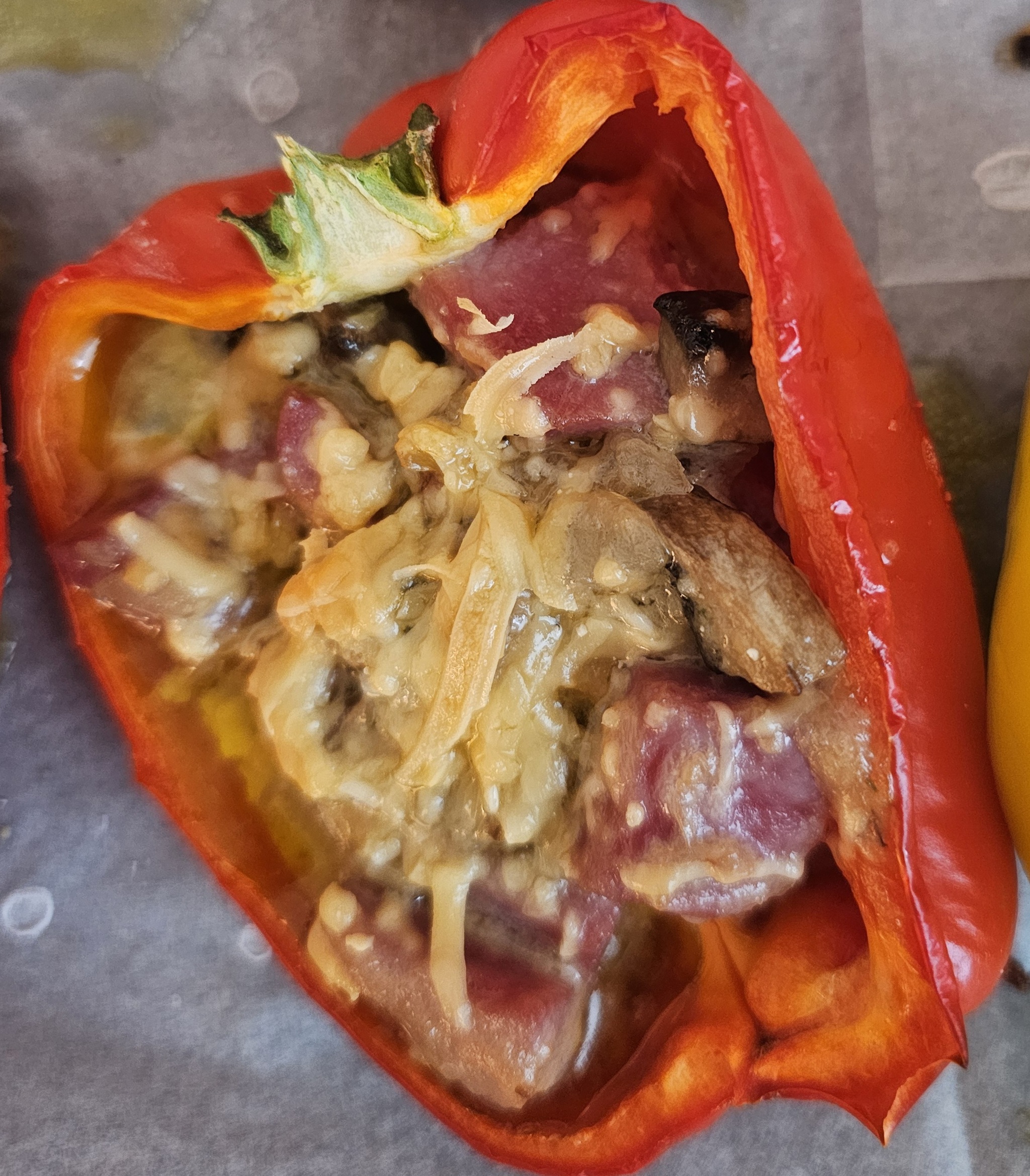 Baked peppers with ham and mushrooms - Kitchen, Pepper, YouTube (link), Longpost