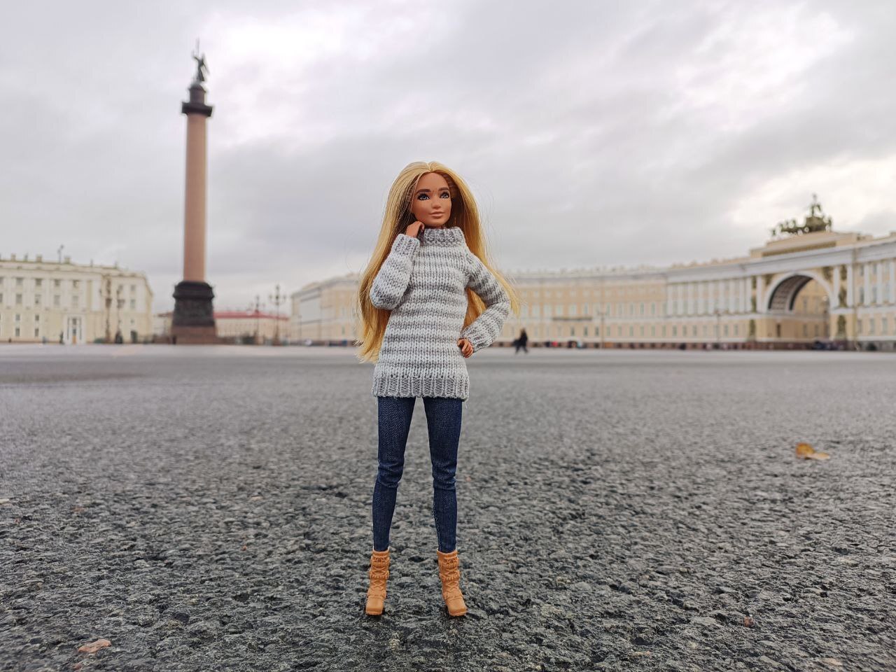 A hobby that helps me cope with anxiety. And it turns out there are a lot of us like that. - My, Hobby, Barbie, Doll, Anxiety disorder, Collecting, Crafts, The photo, Friday, Collection, Longpost, Friday tag is mine, A wave of posts