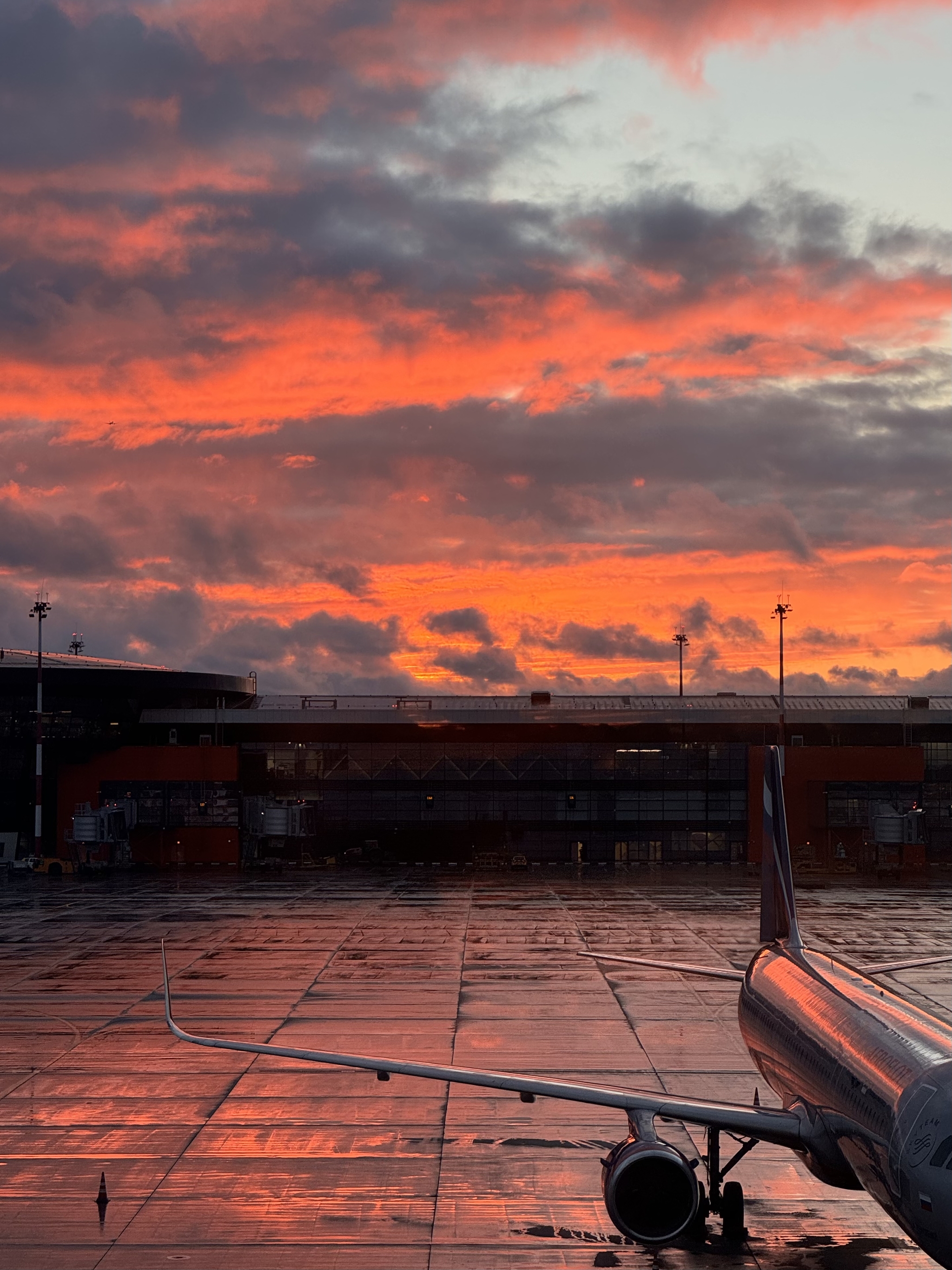 The Road Home - My, The airport, Sunset, Airplane, The photo