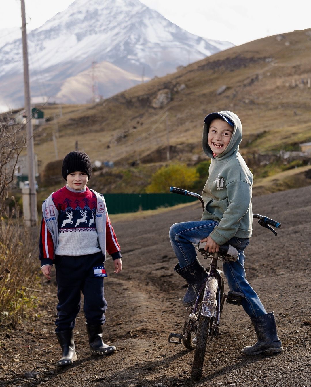 Residents of the highest mountain settlement in Europe, the village of Kurush, 2560 meters above sea level, the Republic of Dagestan - Children, The photo, Dagestan, Caucasus, Dagestanis, Longpost