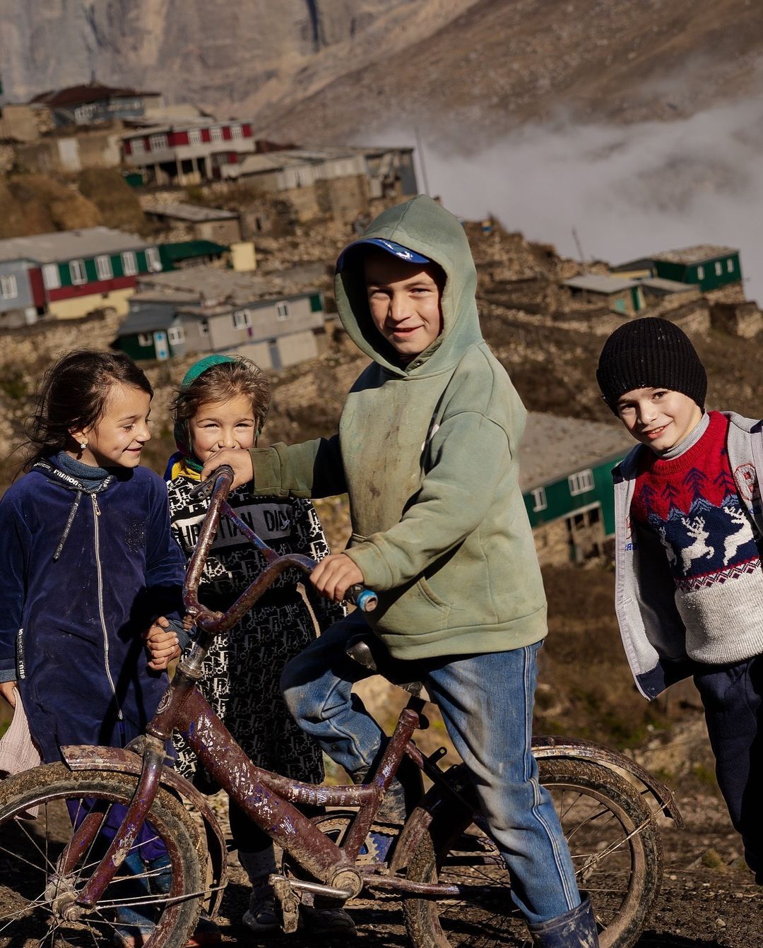 Residents of the highest mountain settlement in Europe, the village of Kurush, 2560 meters above sea level, the Republic of Dagestan - Children, The photo, Dagestan, Caucasus, Dagestanis, Longpost