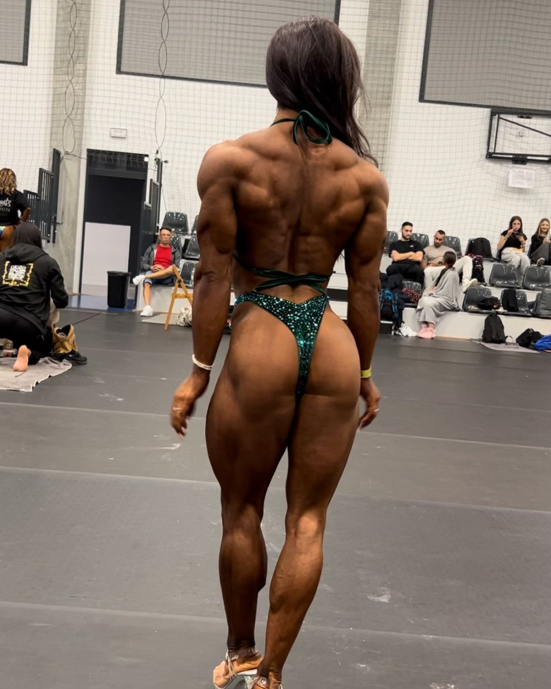 Kristina Zafirova - Kristina Zafirova, Bodybuilders, Strong girl, Muscle, Girls, Sports girls, Selfie, Body-building, Back, Press, Video, Vertical video, Instagram (link), Longpost