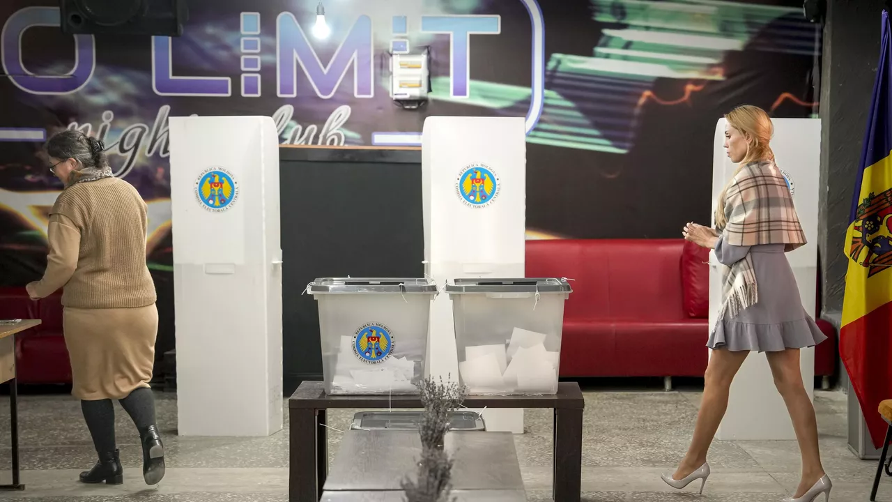 State Duma announces gross vote rigging in Moldovan elections - news, Politics, Elections, Moldova, Rigging, Tsik, European Union, European integration, Maia Sandu, Russia, State Duma, Society, Риа Новости