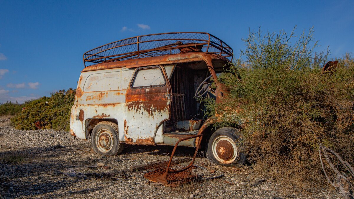 Cars, buses and motorcycles have been rusting in a field since 1974. Why haven't they been stolen? - My, Abandoned, Travels, Local history, sights, The photo, Cyprus, Longpost