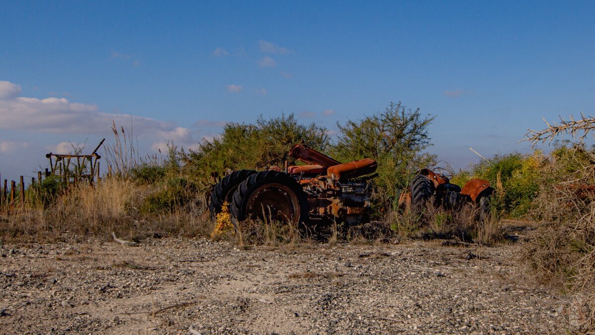 Cars, buses and motorcycles have been rusting in a field since 1974. Why haven't they been stolen? - My, Abandoned, Travels, Local history, sights, The photo, Cyprus, Longpost