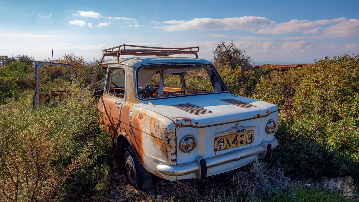 Cars, buses and motorcycles have been rusting in a field since 1974. Why haven't they been stolen? - My, Abandoned, Travels, Local history, sights, The photo, Cyprus, Longpost