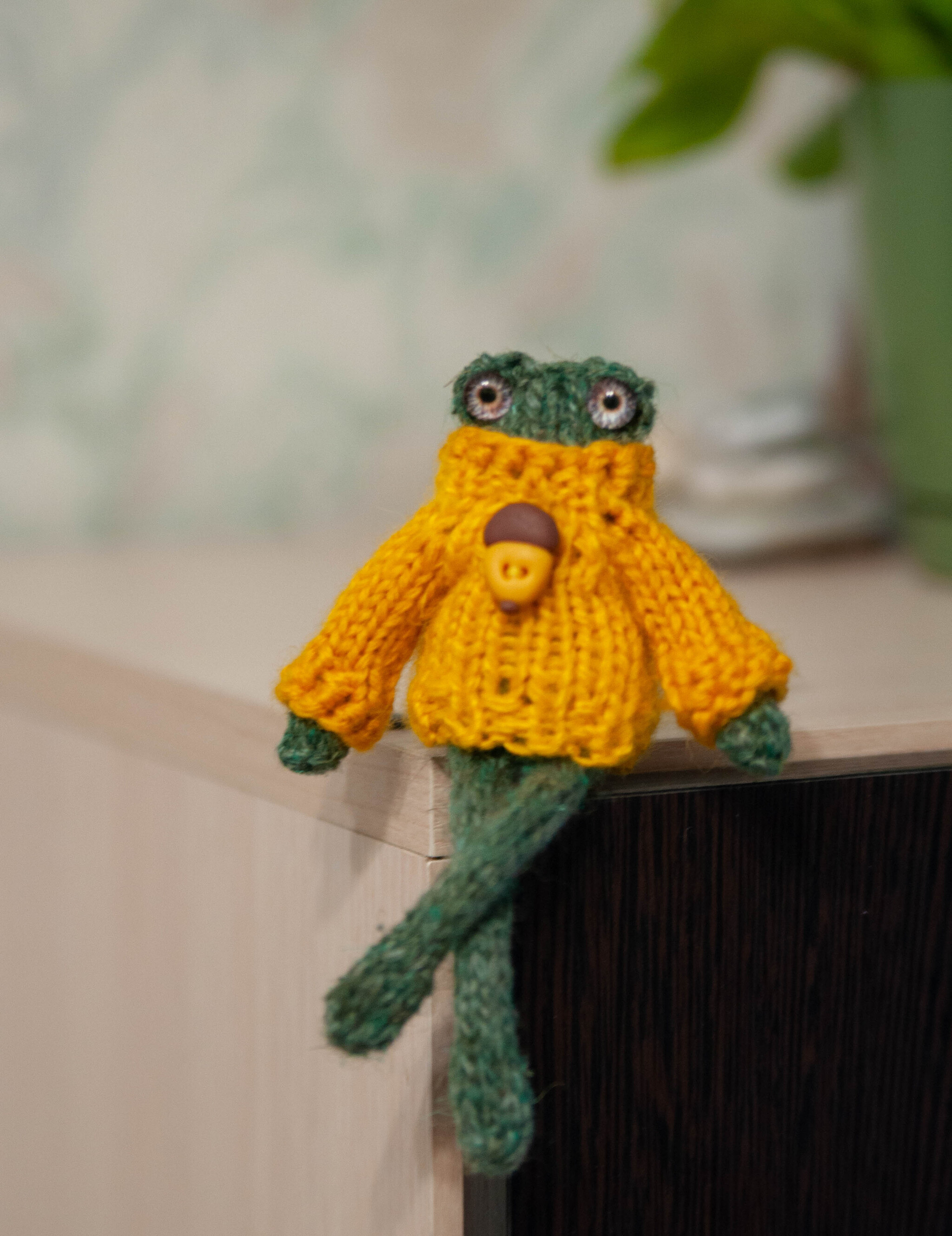 Baby Frog Frame Toy - My, Toad, Frogs, Knitting, Wind in the willows, Frame toy, Decor, Pocket animals, Handmade, Presents, Author's toy, Amigurumi, Knitting, Knitted toys, Longpost