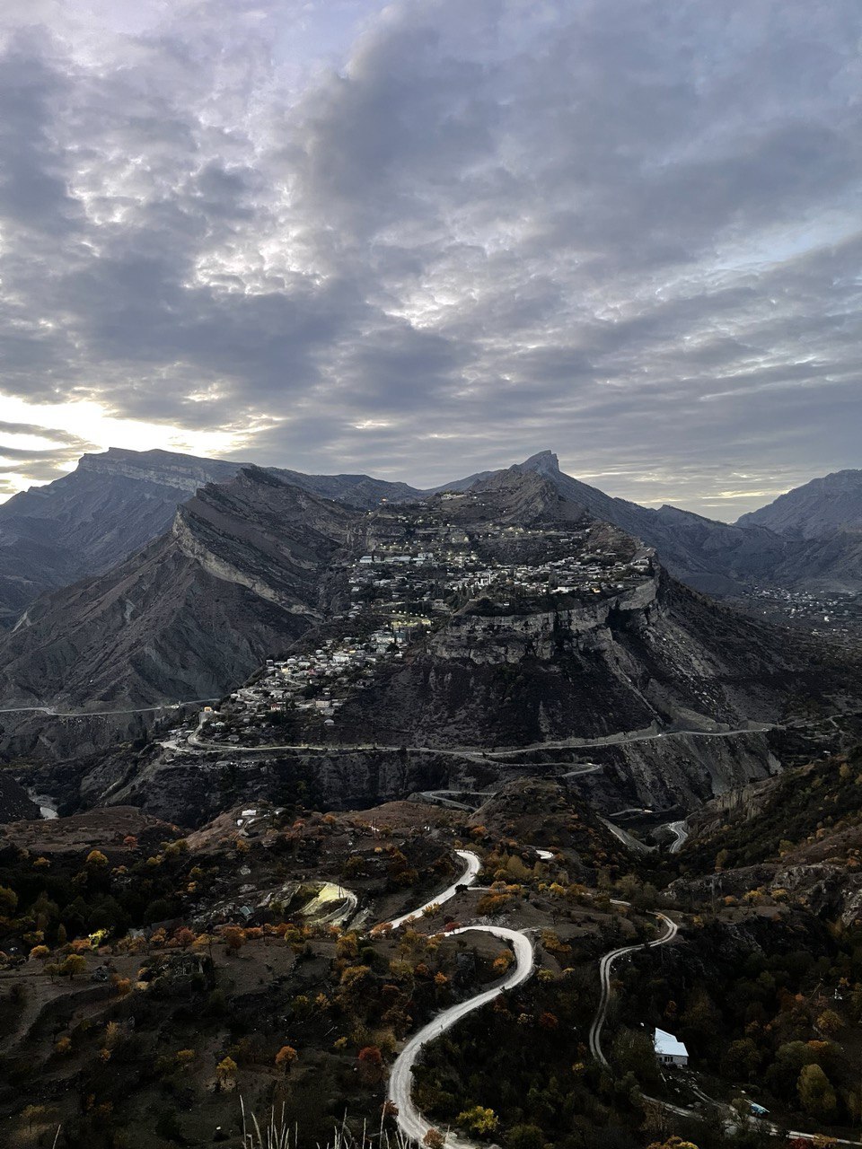 We go along the difficult road to the emerald city - My, Vacation, Dagestan, The mountains, Mountain tourism, Caucasus, Video, Vertical video, Longpost