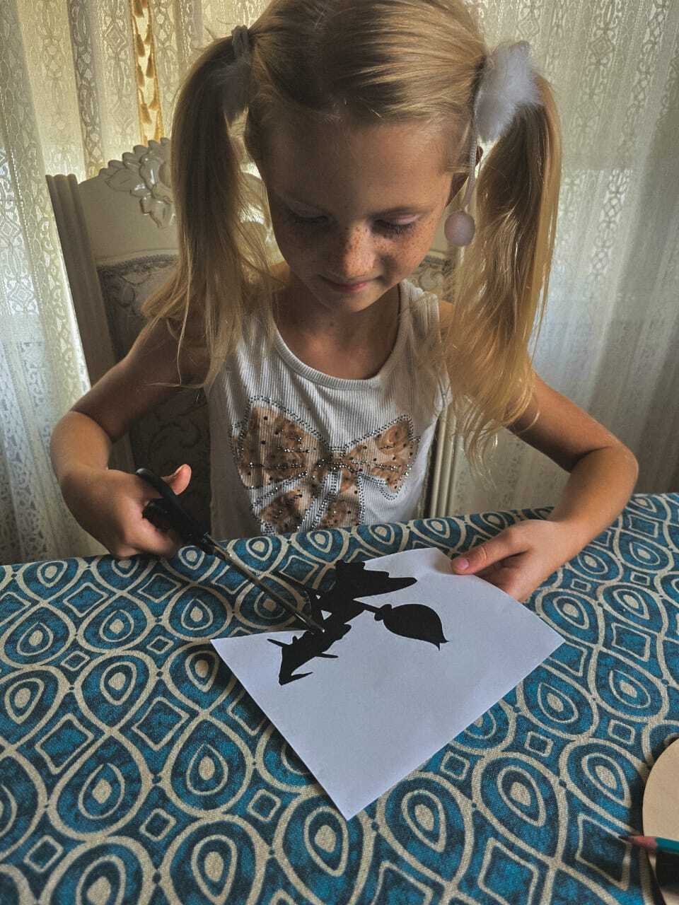 Crafts with a six-year-old are not only paper, scissors and glue. With the help of a pyromarker, it is also a real chemistry experiment - My, Needlework with process, Wood carving, Crafts, With your own hands, Customization, Wood products, Workshop, Epoxy resin, Longpost