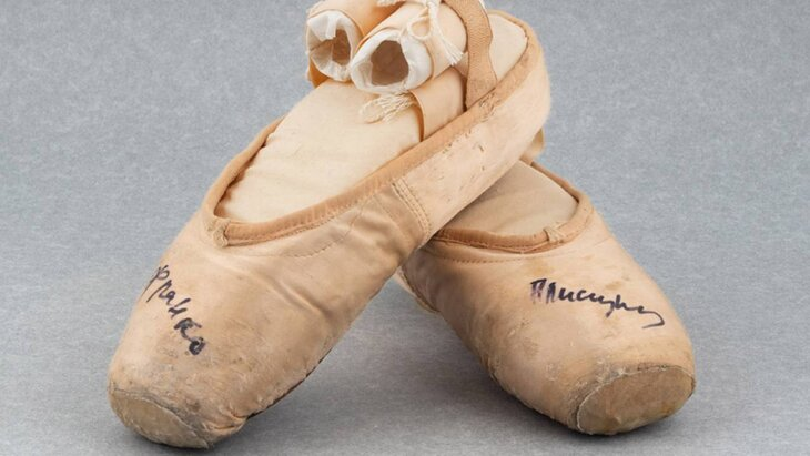 Pointe shoes with autographs of Maximova, Plisetskaya and Vasiliev to be auctioned - Art, Ballet, Pointe shoes