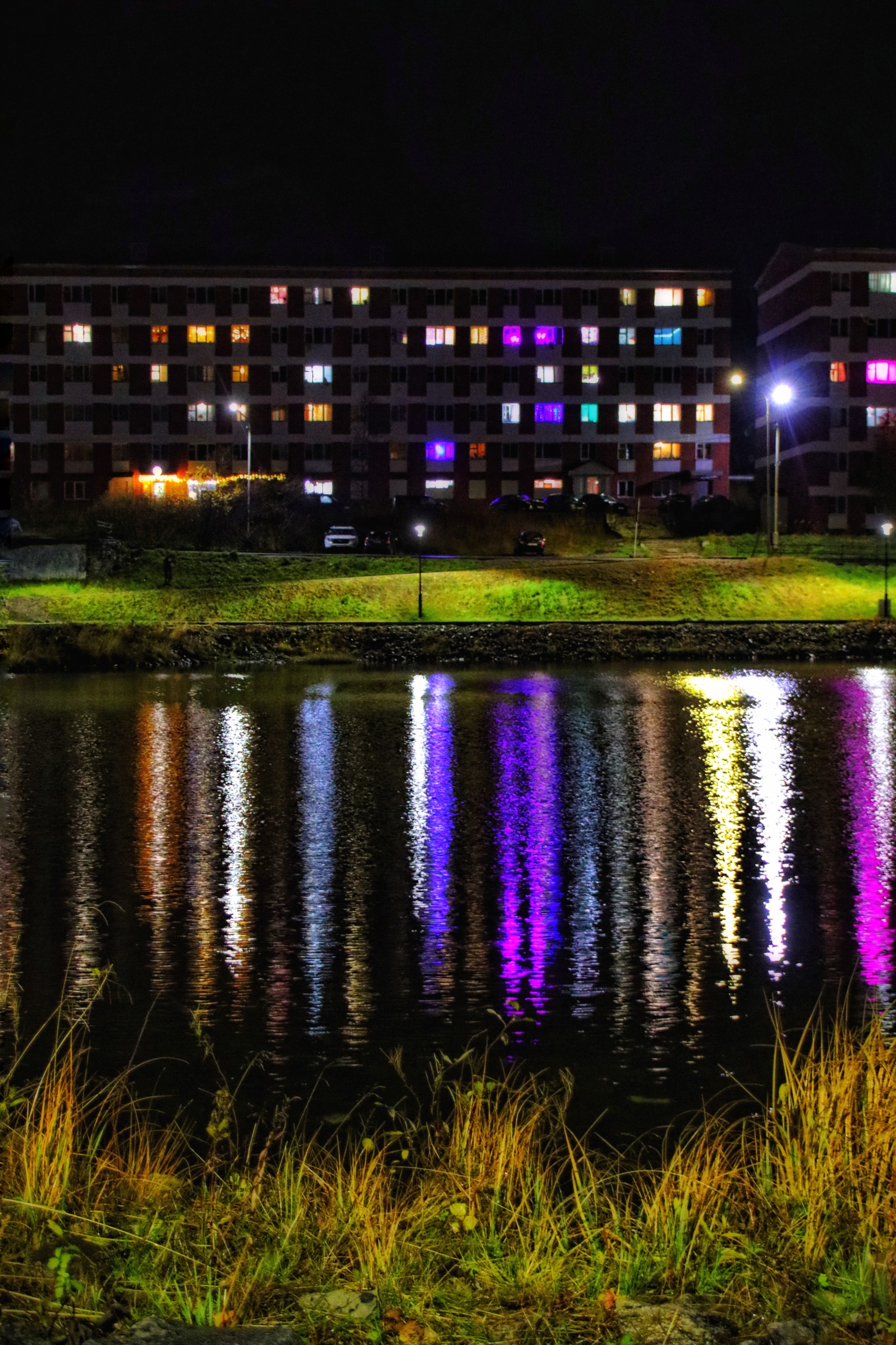 Small Town Lights - My, Hajiyevo, Autumn, October, Canon, Evening, Longpost, Night city, Reflection, City lights, The photo