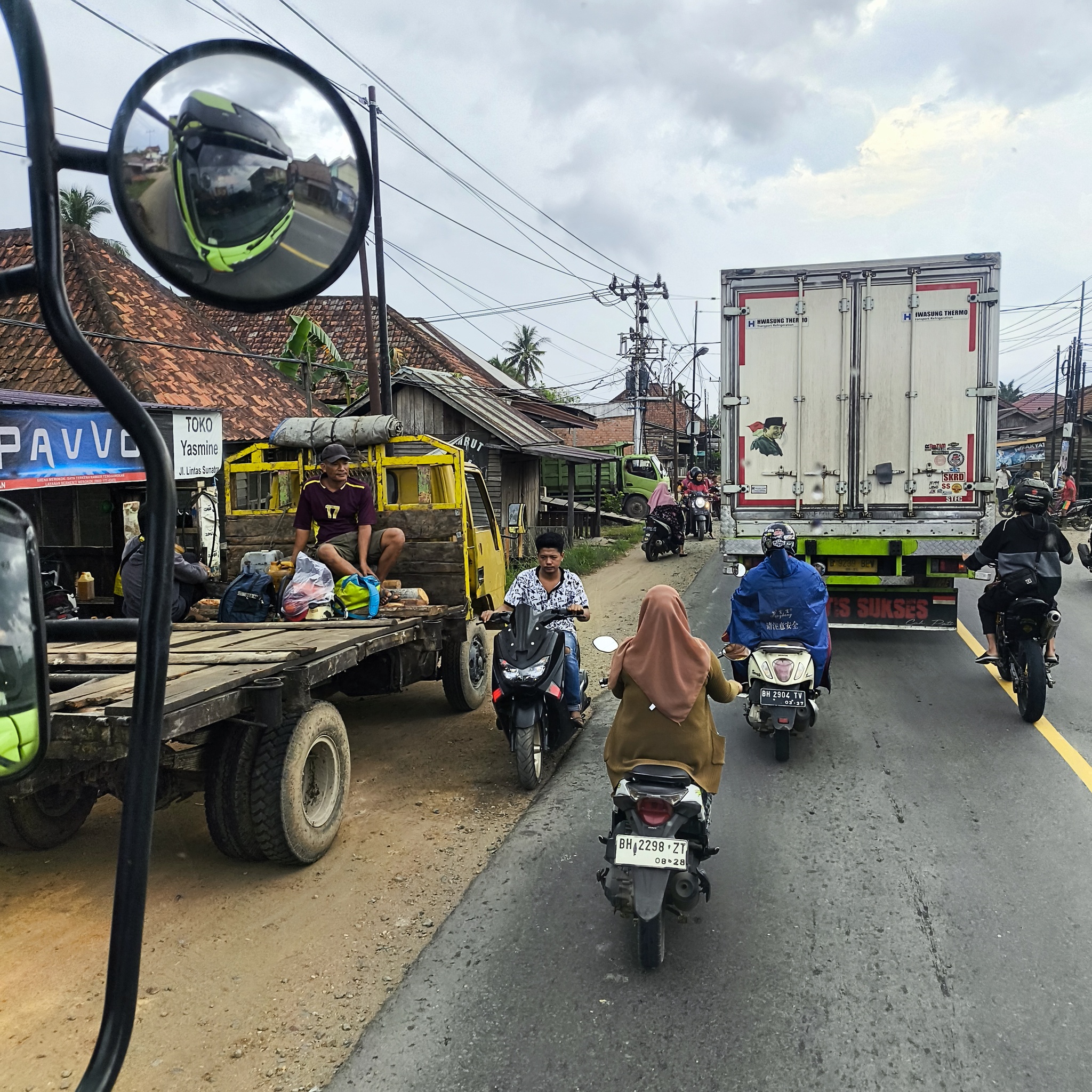 Melanesia Travel Diary. Indonesia. Day 123. Fighting Sleep - My, Around the world, Travels, Drive, Informative, Help, People, Hitch-hiking, Life stories, Indonesia, Video, Longpost, The photo